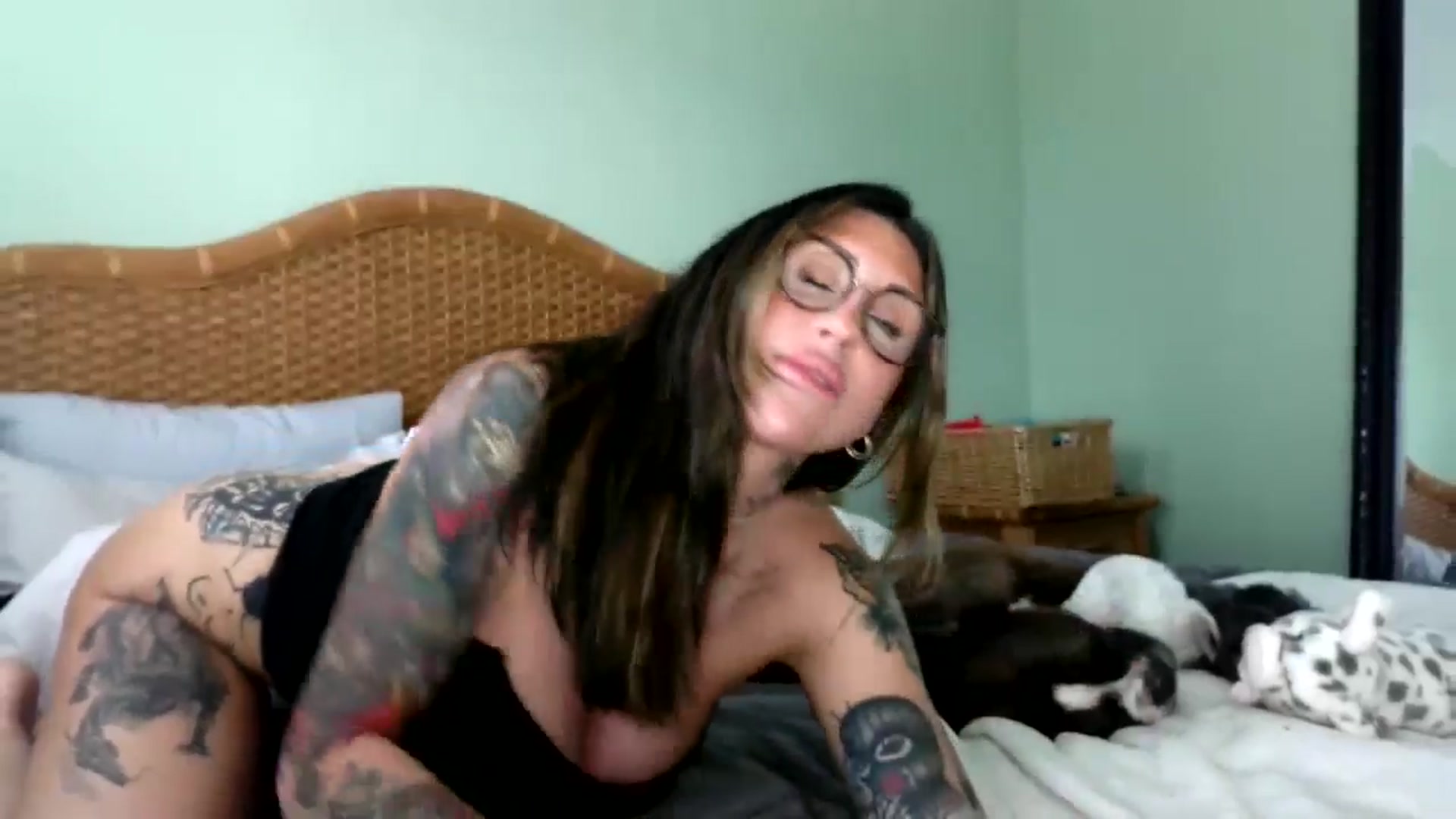 Gallery image thumbnail from Goldilicks's myfreecams stream on, 06/25/2024, 22:23 image 16 of 20