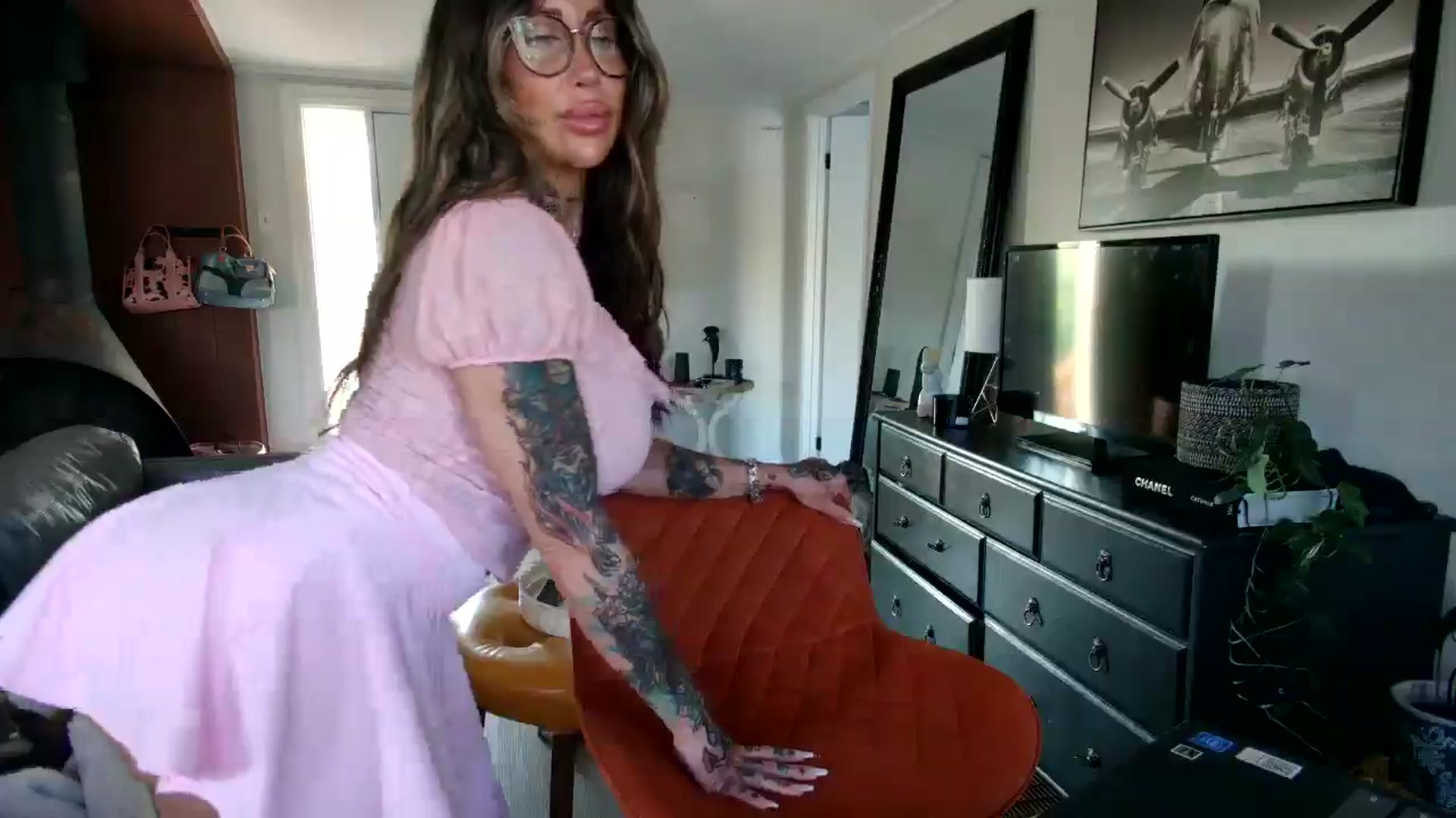 Gallery image thumbnail from Goldilicks's myfreecams stream on, 05/15/2025, 23:43 image 8 of 20