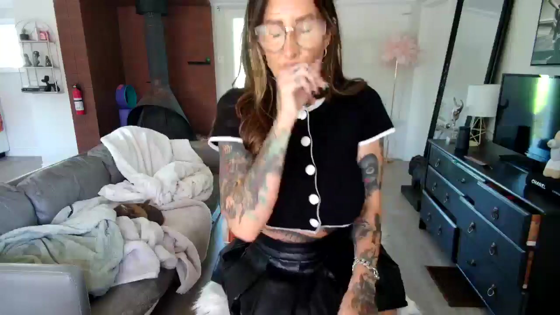 Gallery image thumbnail from Goldilicks's myfreecams stream on, 05/27/2025, 14:32 image 14 of 20