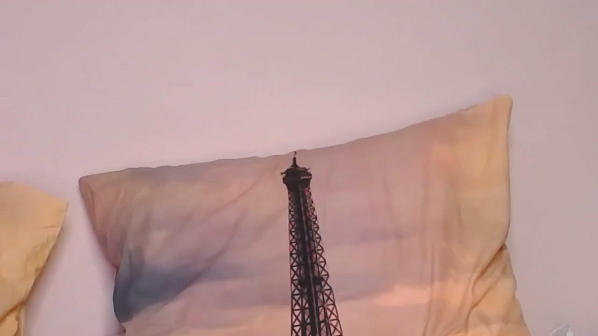 Gallery image thumbnail from GoldySun's myfreecams stream on, 05/07/2025, 17:01 image 13 of 20