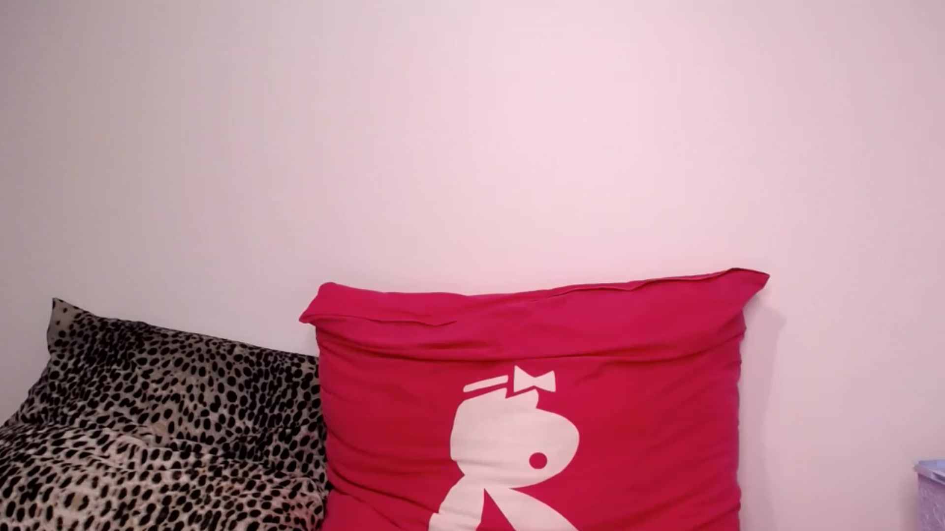 Gallery image thumbnail from GoldySun's myfreecams stream on, 06/05/2025, 08:53 image 13 of 20