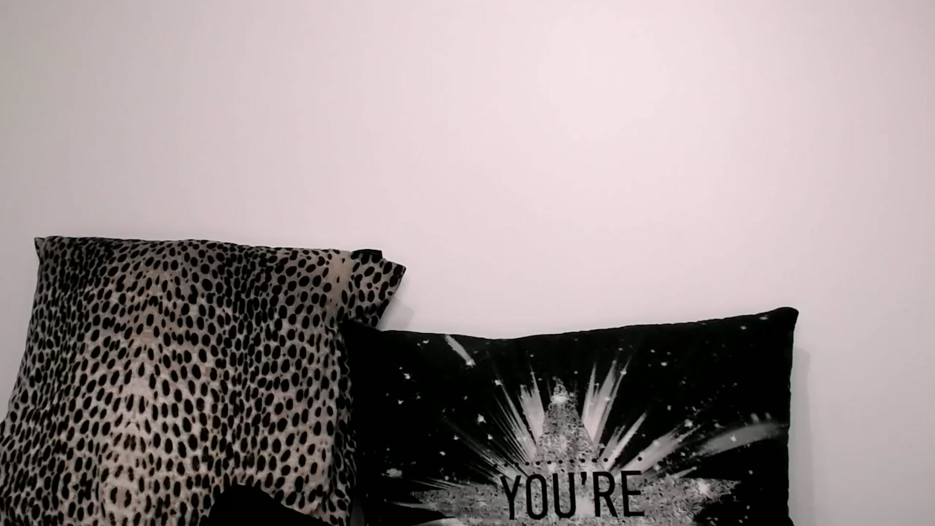 Gallery image thumbnail from GoldySun's myfreecams stream on, 06/15/2025, 19:11 image 7 of 20