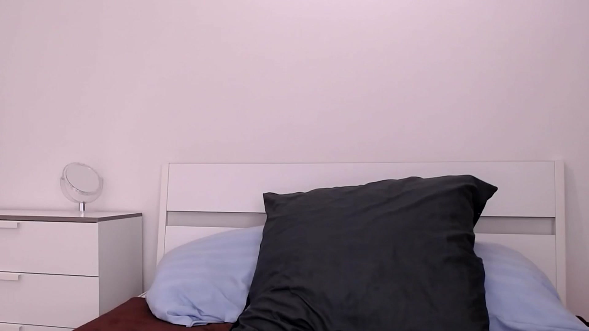 Gallery image thumbnail from GoldySun's myfreecams stream on, 11/10/2025, 19:13 image 3 of 20