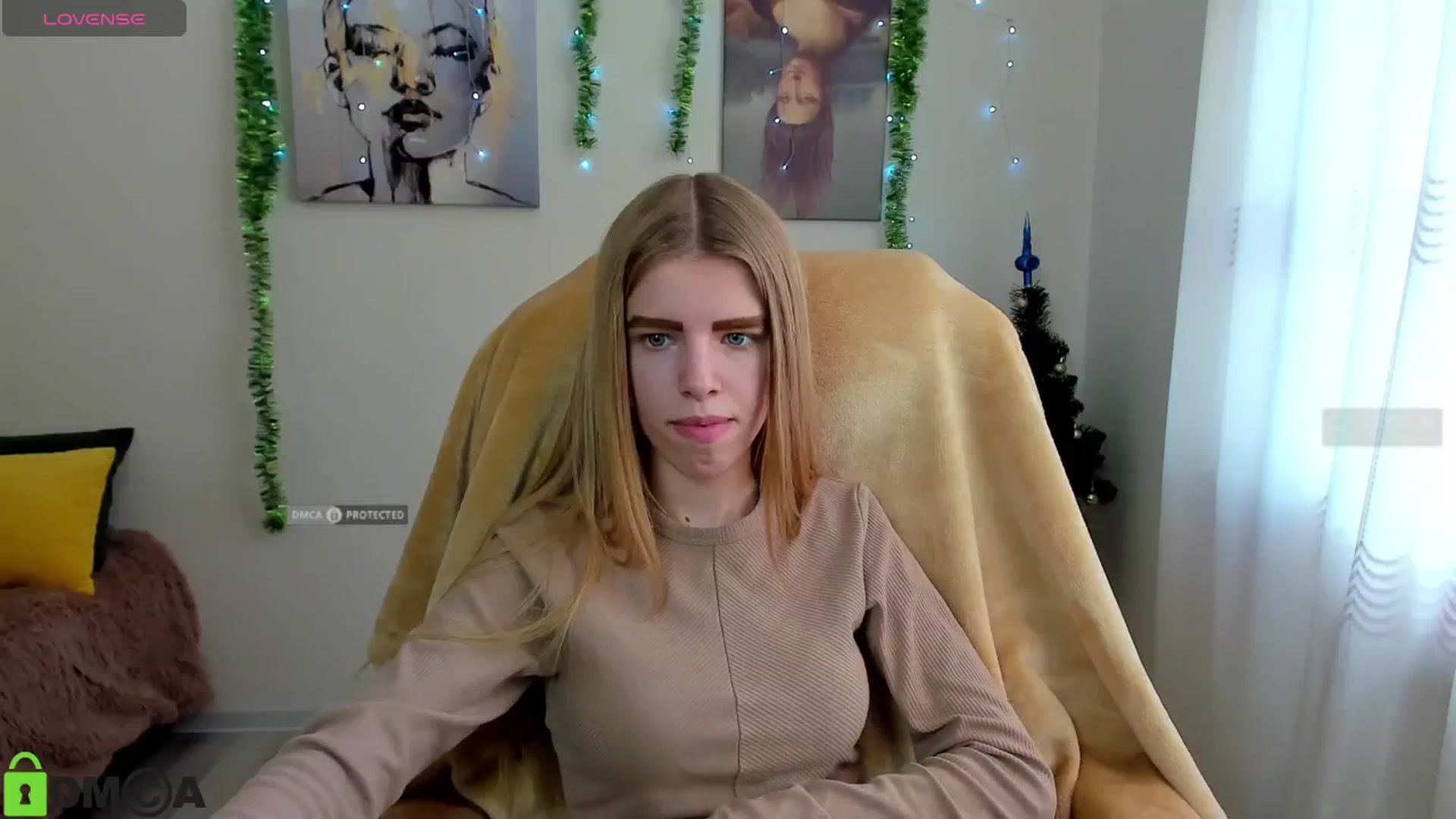 Gallery image thumbnail from Goldy_Emma's myfreecams stream on, 12/30/2024, 10:09 image 19 of 20