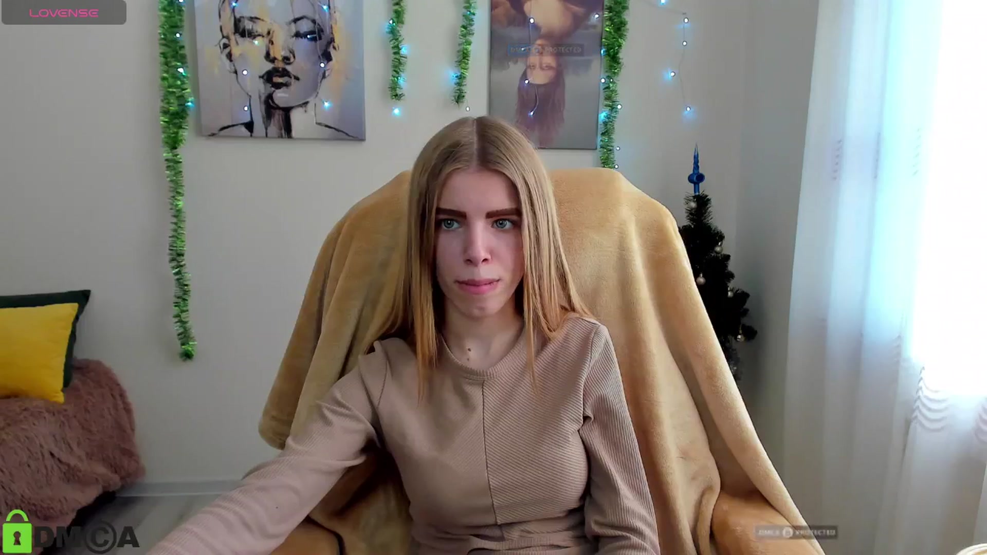 Gallery image thumbnail from Goldy_Emma's myfreecams stream on, 12/30/2024, 11:30 image 11 of 20