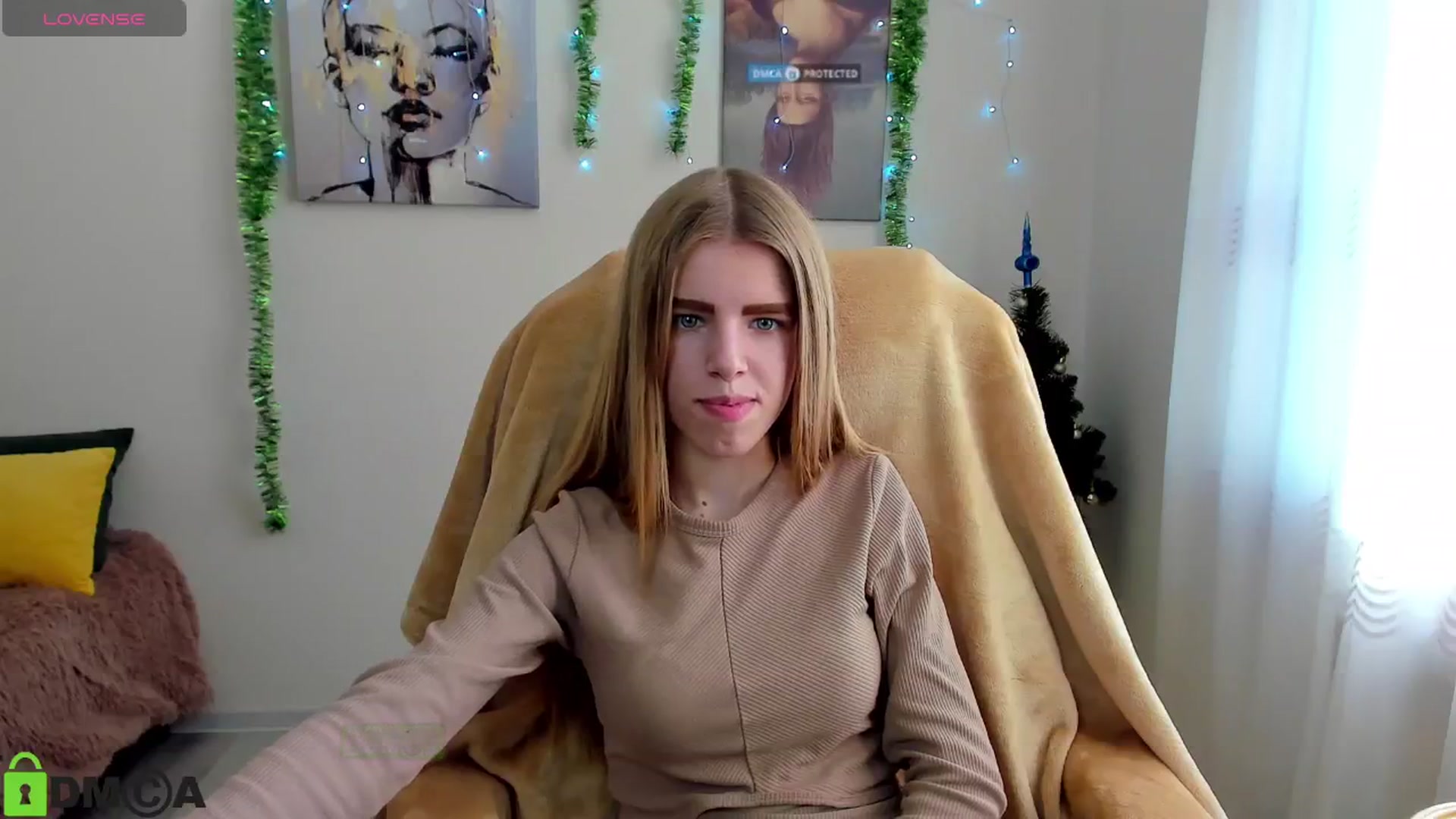 Gallery image thumbnail from Goldy_Emma's myfreecams stream on, 12/30/2024, 11:30 image 13 of 20