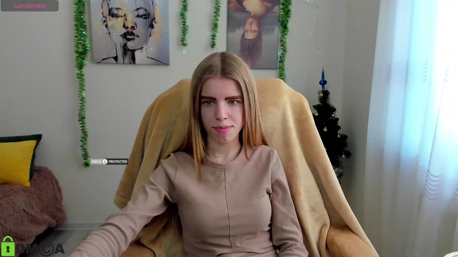 Gallery image thumbnail from Goldy_Emma's myfreecams stream on, 12/30/2024, 11:30 image 1 of 20