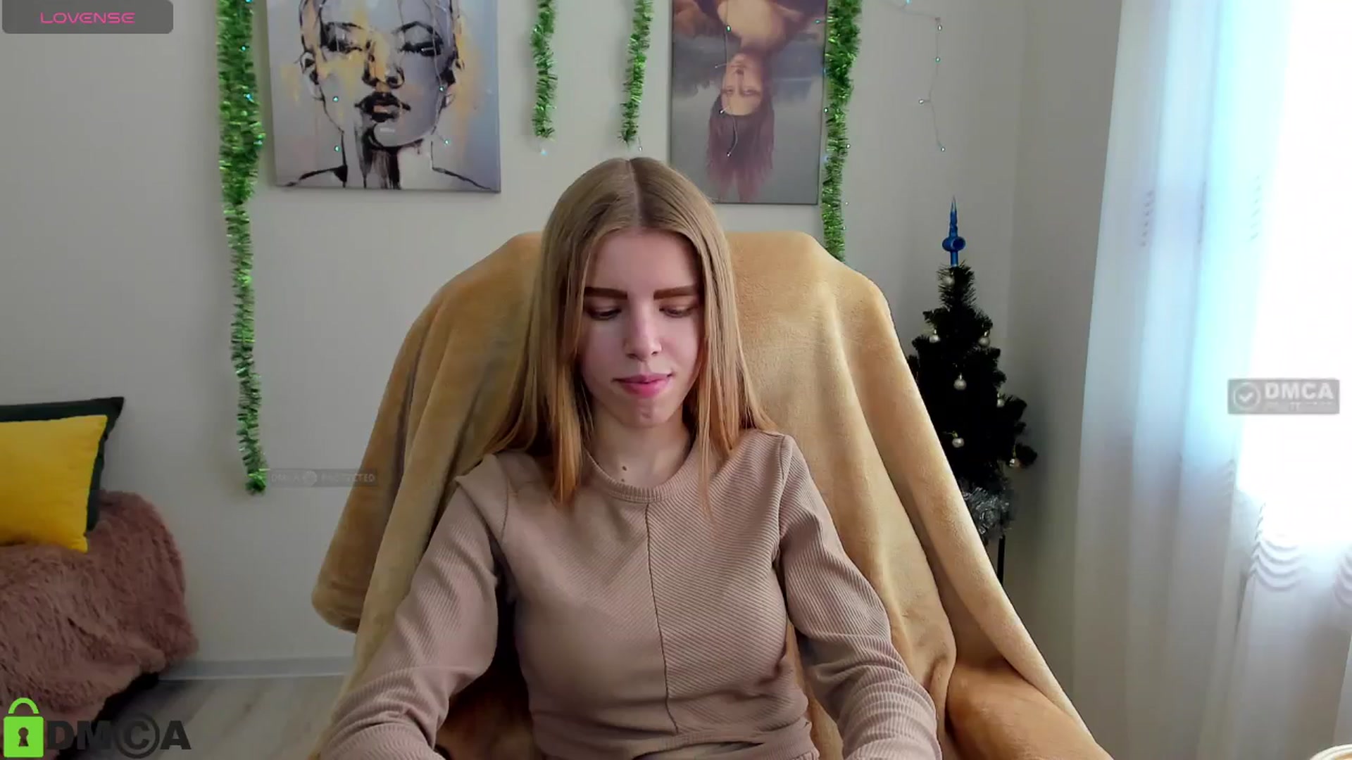 Gallery image thumbnail from Goldy_Emma's myfreecams stream on, 12/30/2024, 11:30 image 19 of 20