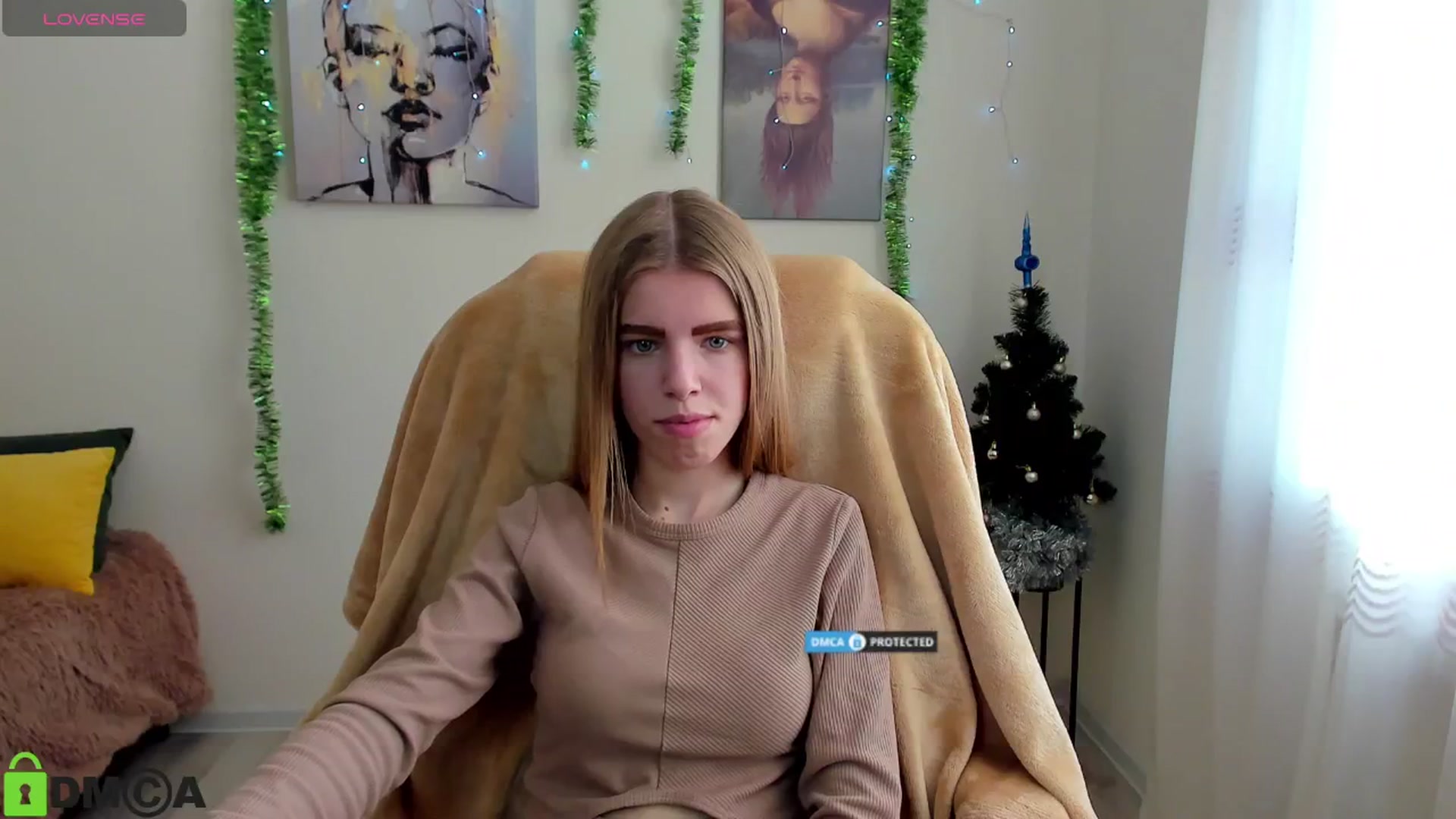 Gallery image thumbnail from Goldy_Emma's myfreecams stream on, 12/30/2024, 12:21 image 6 of 20