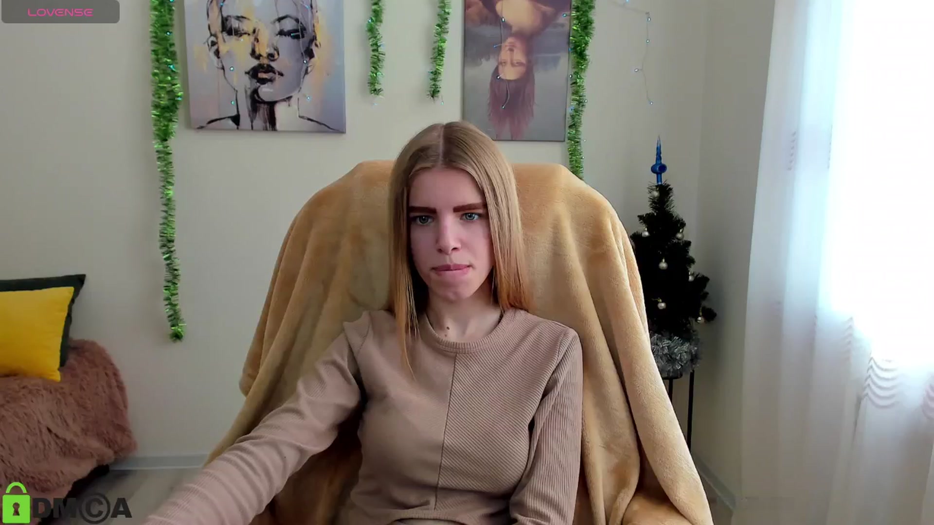 Gallery image thumbnail from Goldy_Emma's myfreecams stream on, 12/30/2024, 12:21 image 9 of 20