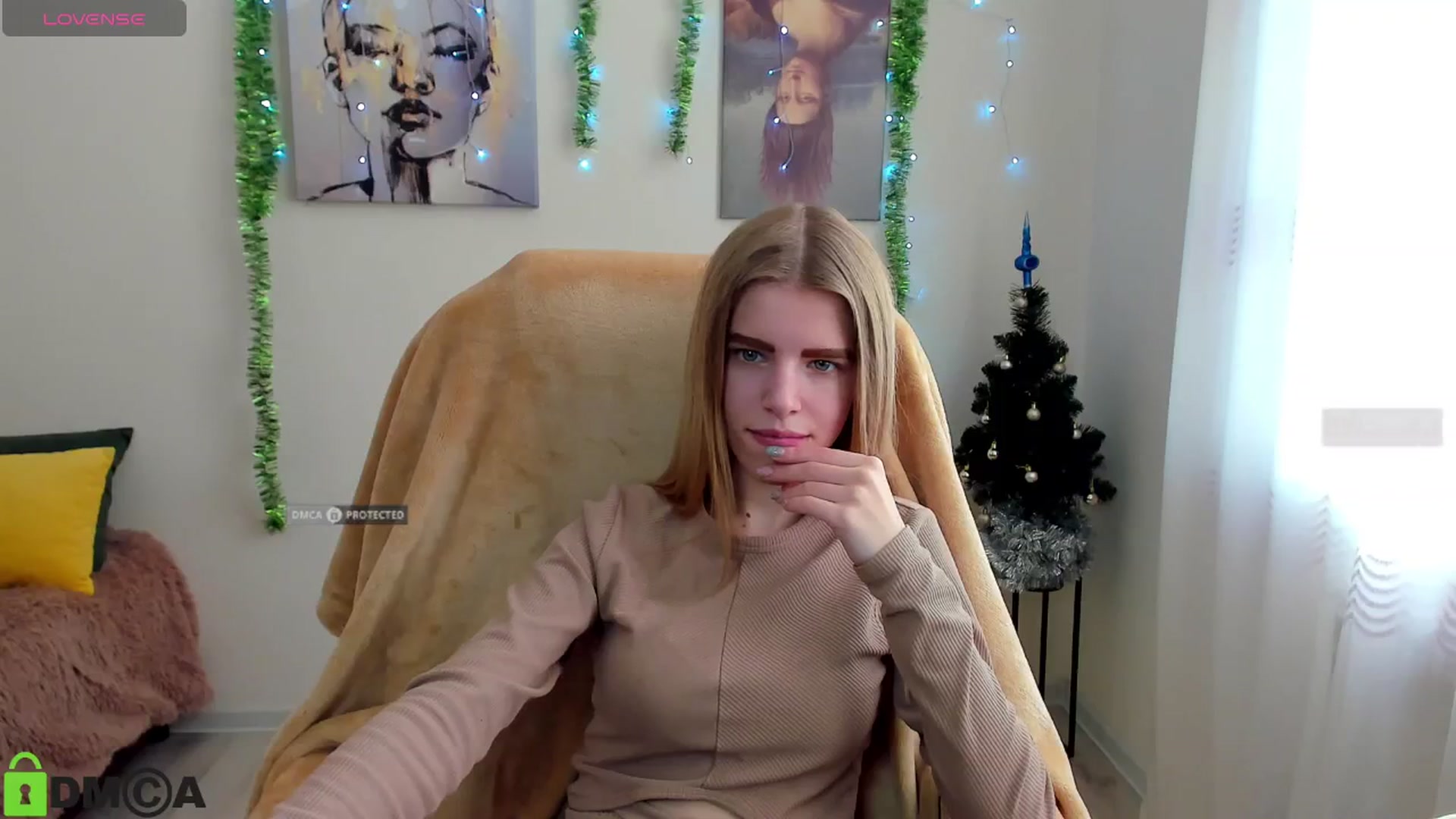 Gallery image thumbnail from Goldy_Emma's myfreecams stream on, 12/30/2024, 12:21 image 19 of 20