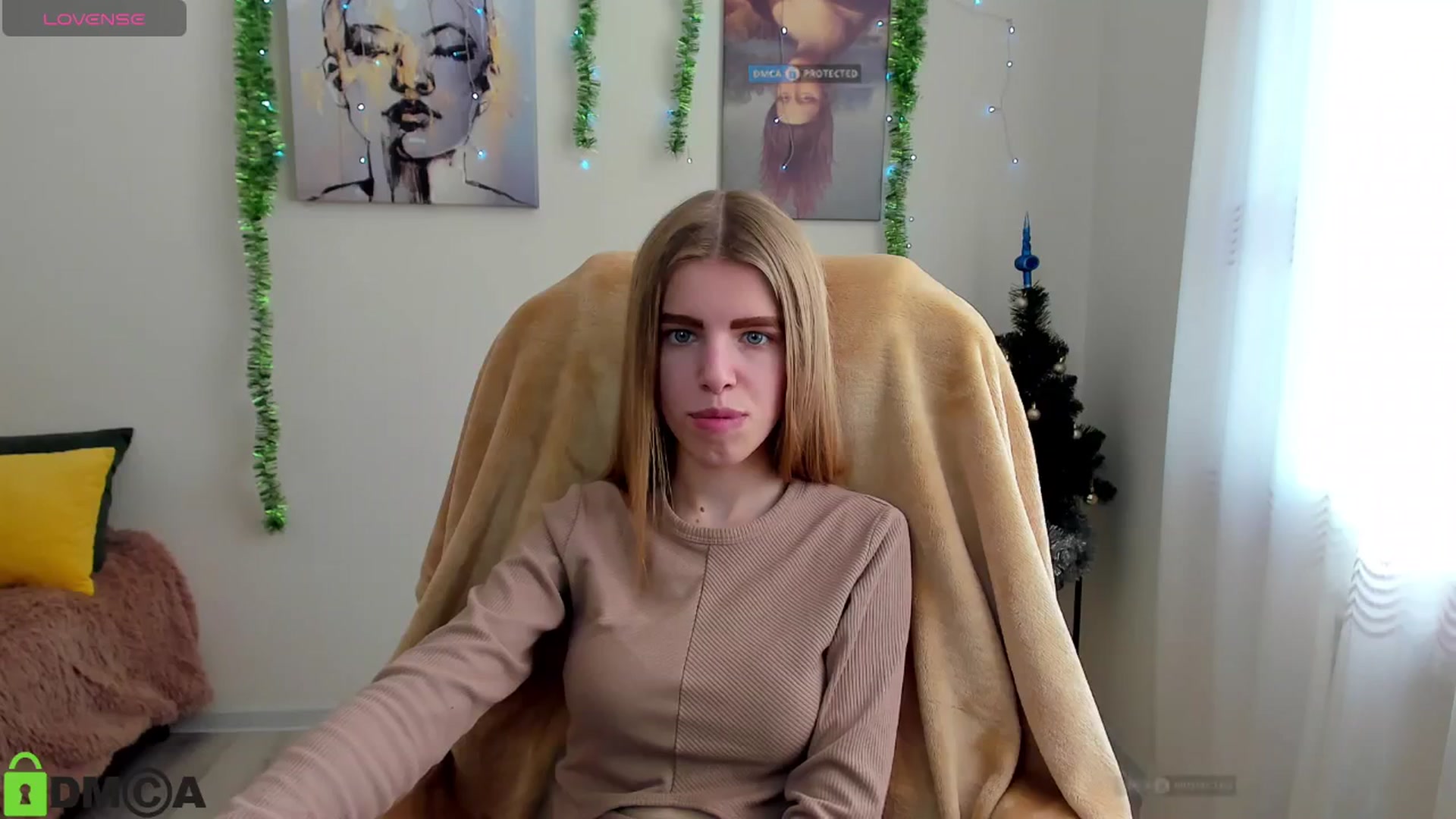 Gallery image thumbnail from Goldy_Emma's myfreecams stream on, 12/30/2024, 12:21 image 7 of 20
