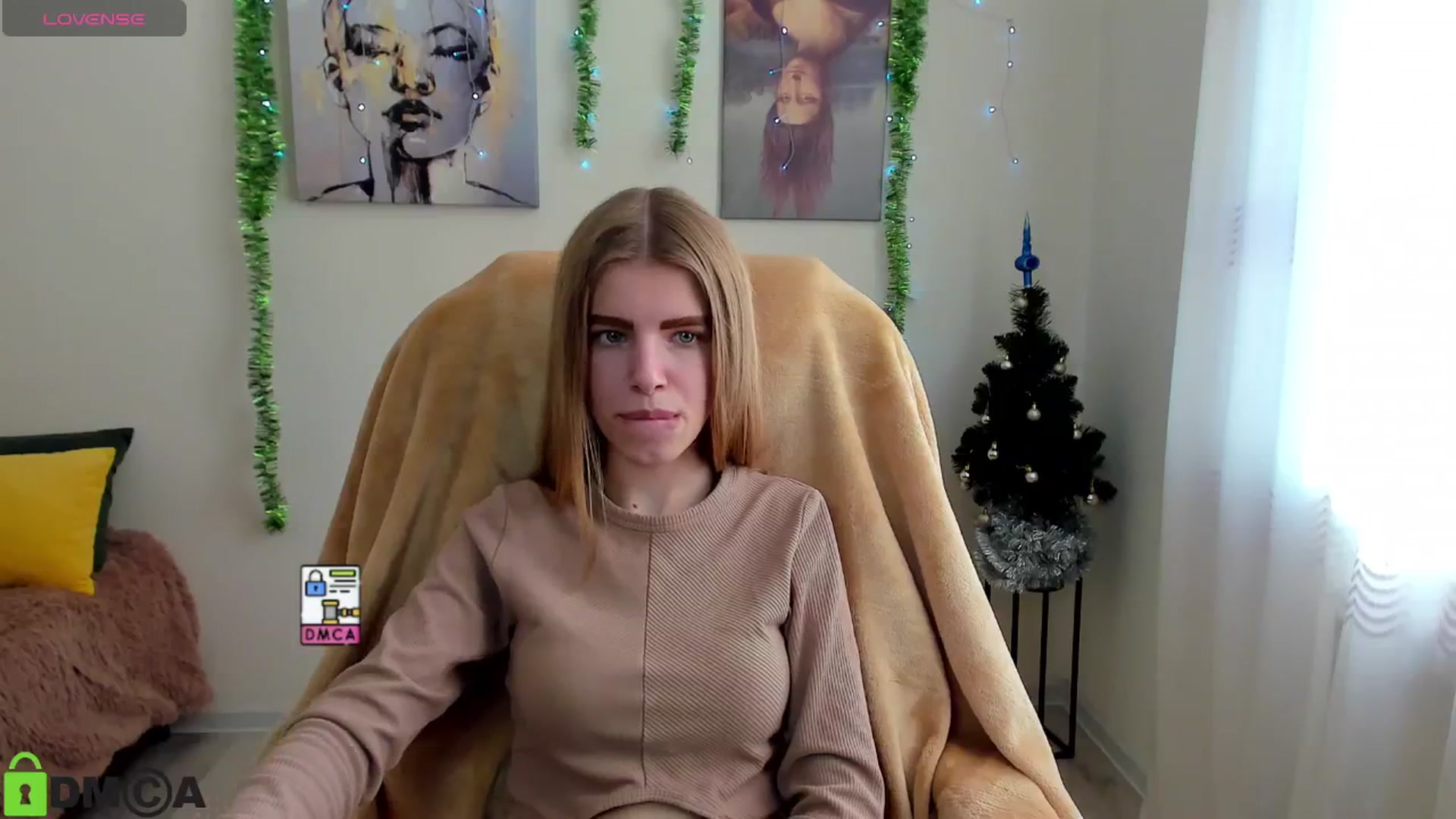 Gallery image thumbnail from Goldy_Emma's myfreecams stream on, 12/30/2024, 12:21 image 4 of 20
