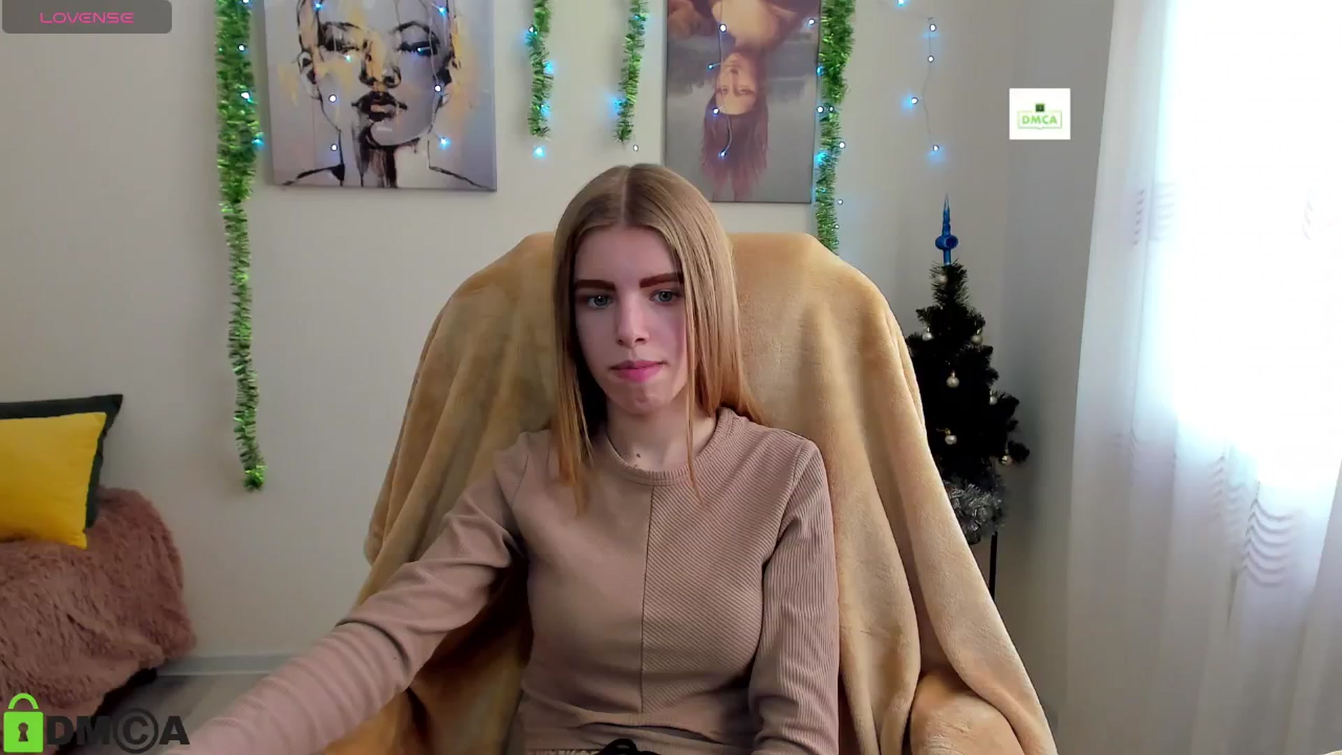 Gallery image thumbnail from Goldy_Emma's myfreecams stream on, 12/30/2024, 13:15 image 7 of 20