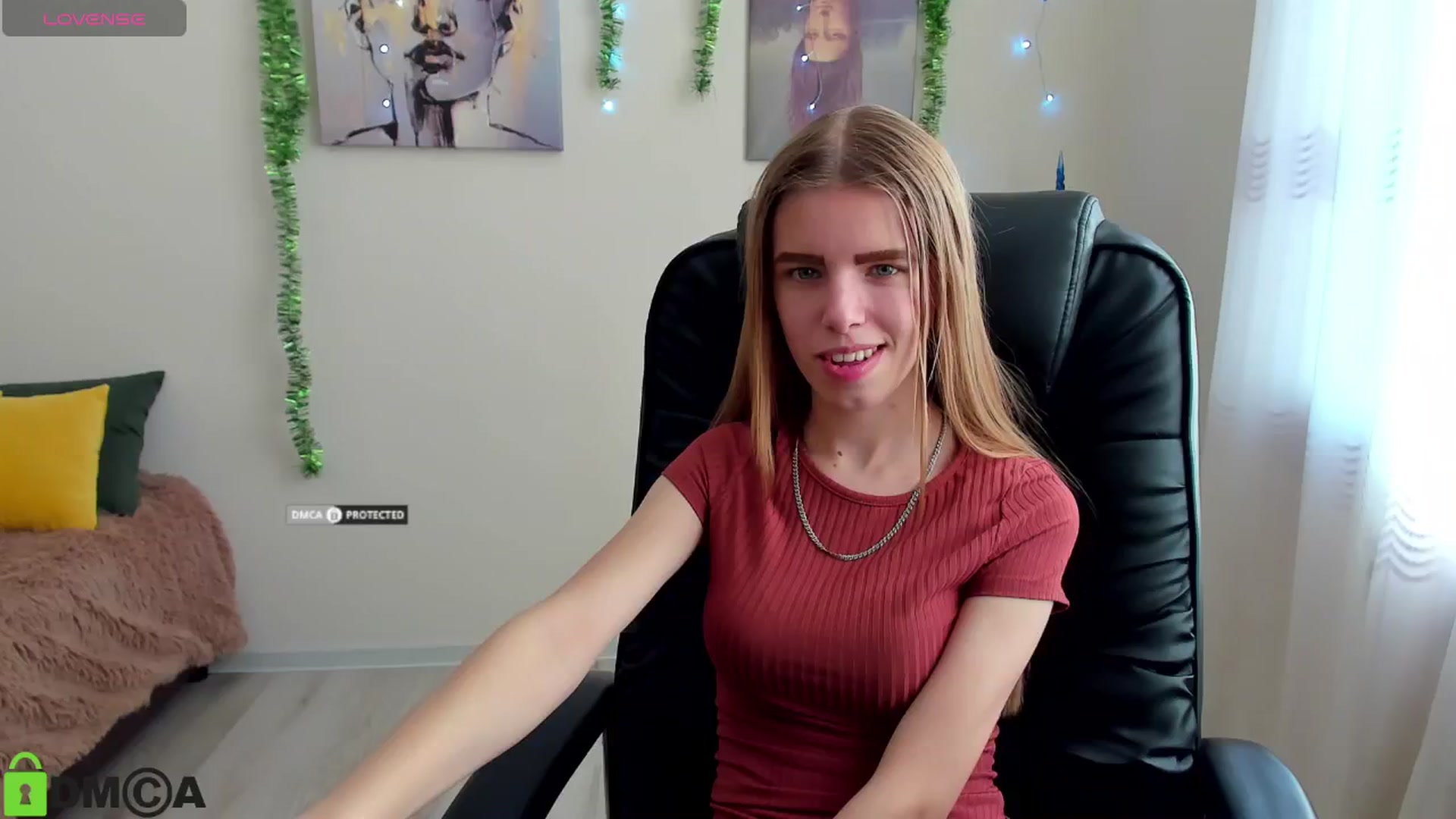 Gallery image thumbnail from Goldy_Emma's myfreecams stream on, 12/31/2024, 12:13 image 2 of 20