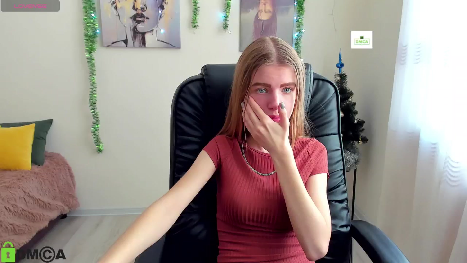 Gallery image thumbnail from Goldy_Emma's myfreecams stream on, 12/31/2024, 12:13 image 4 of 20