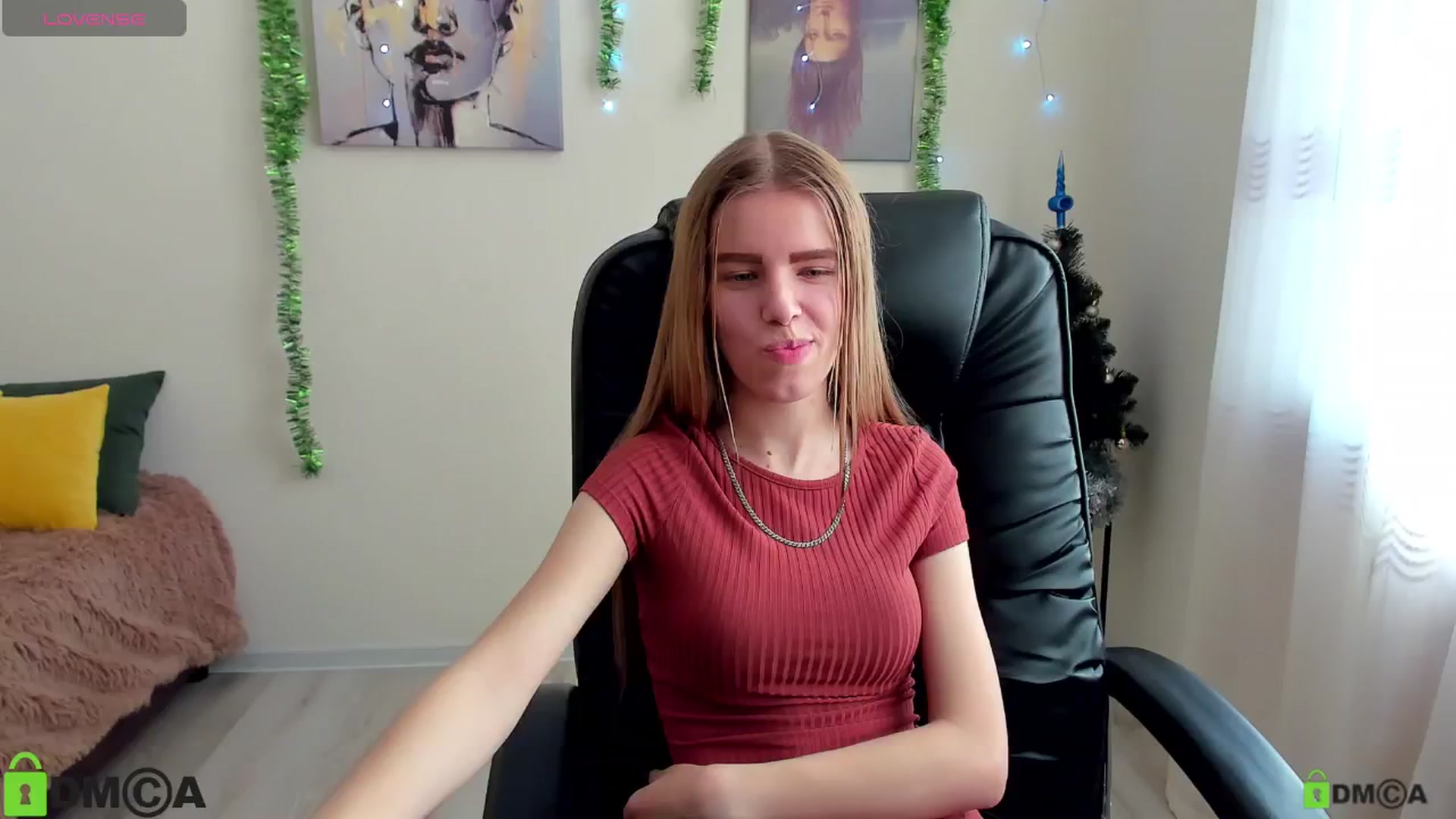 Gallery image thumbnail from Goldy_Emma's myfreecams stream on, 12/31/2024, 12:13 image 9 of 20