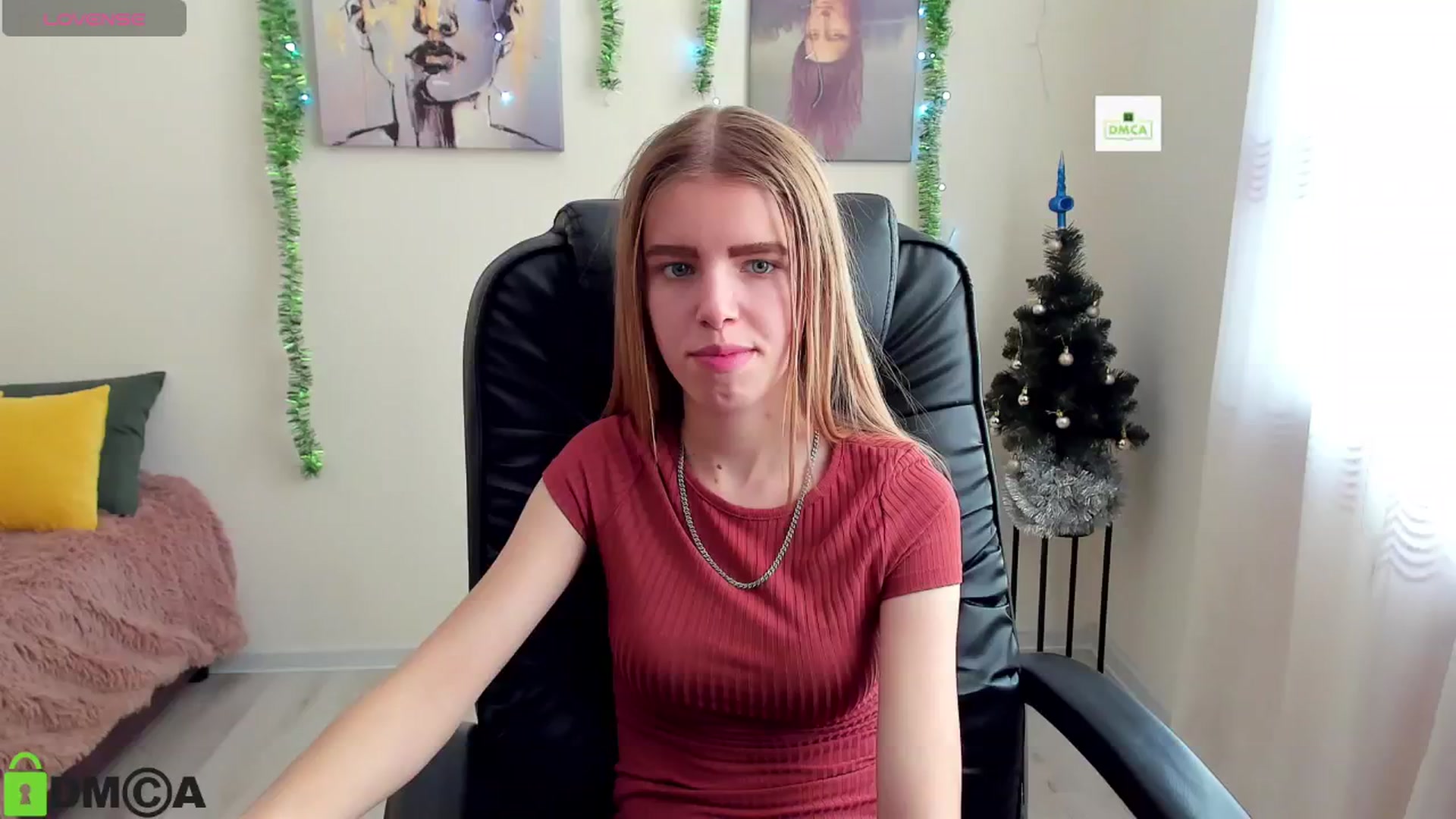 Gallery image thumbnail from Goldy_Emma's myfreecams stream on, 12/31/2024, 13:04 image 4 of 20