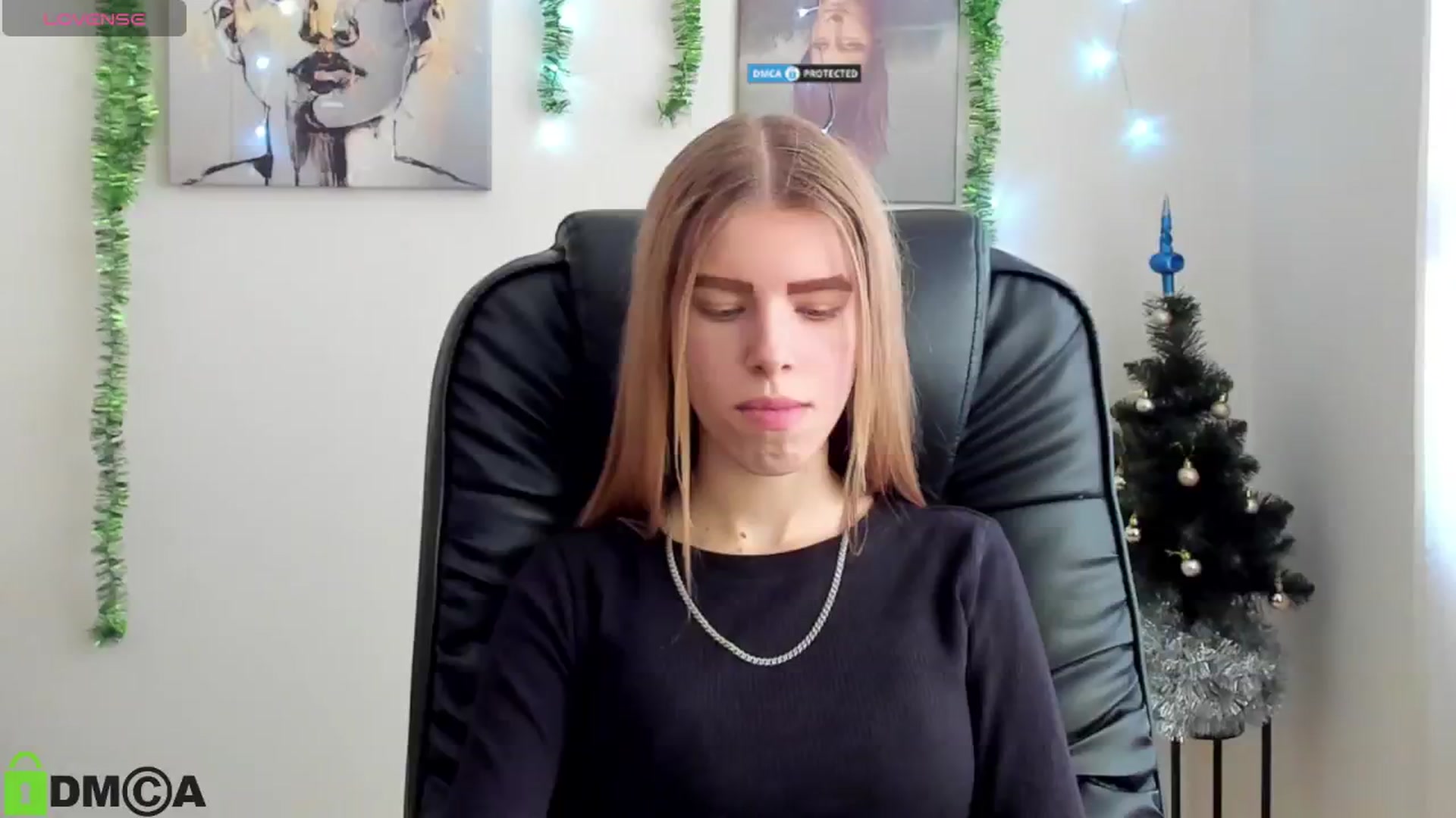 Gallery image thumbnail from Goldy_Emma's myfreecams stream on, 01/01/2025, 09:46 image 1 of 20