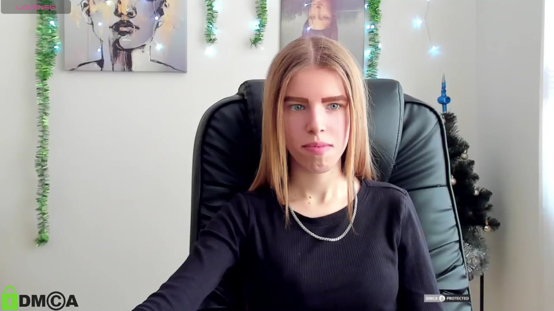 Gallery image thumbnail from Goldy_Emma's myfreecams stream on, 01/01/2025, 10:20 image 13 of 20