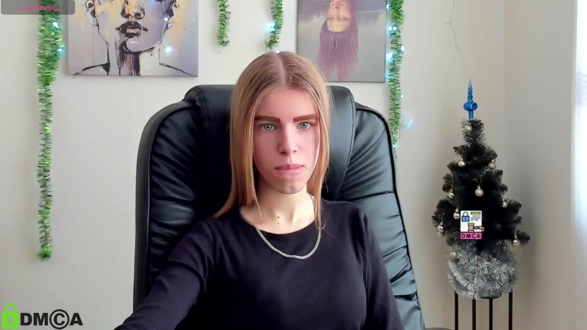 Gallery image thumbnail from Goldy_Emma's myfreecams stream on, 01/01/2025, 10:20 image 19 of 20