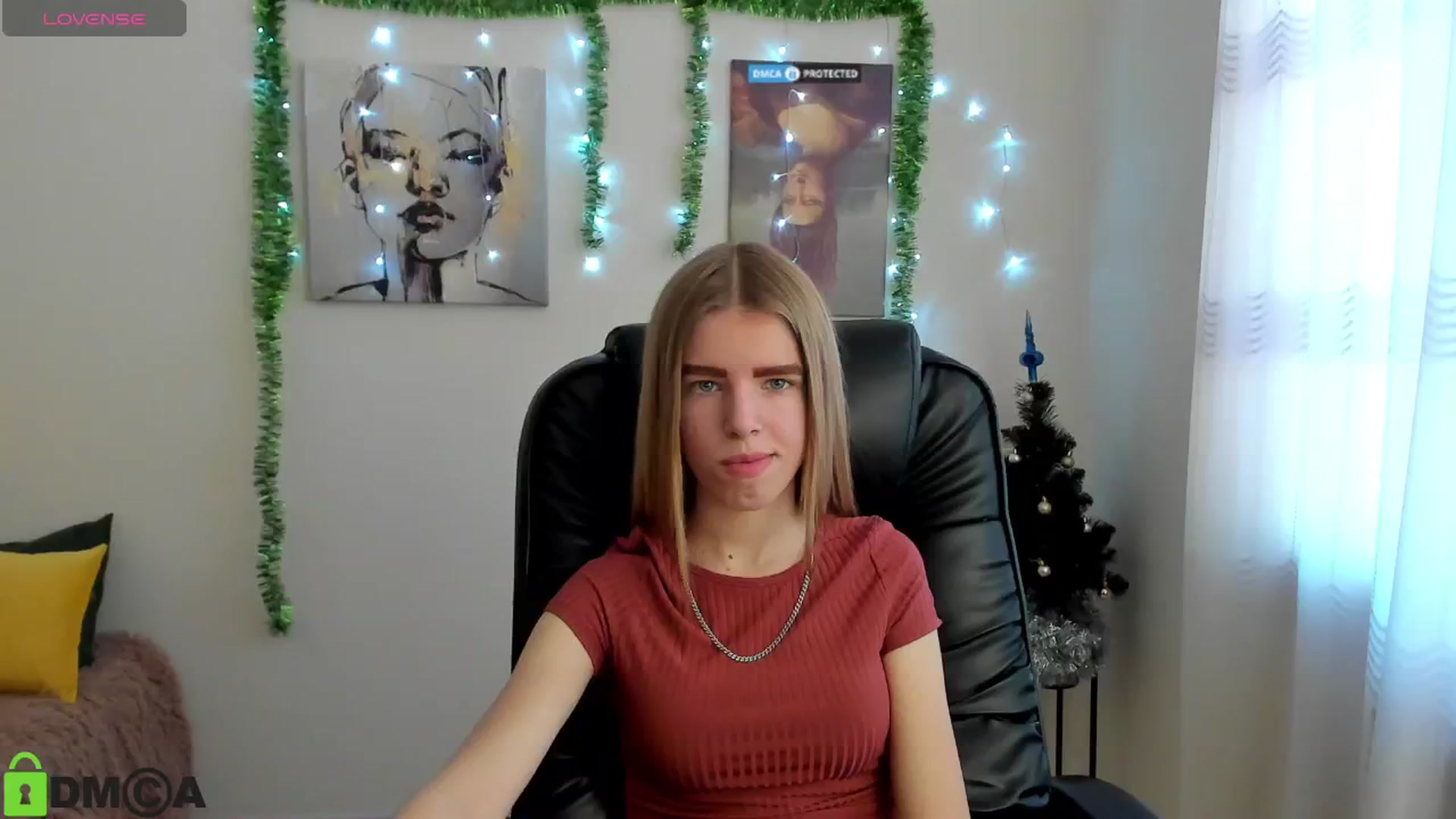 Gallery image thumbnail from Goldy_Emma's myfreecams stream on, 01/02/2025, 08:14 image 10 of 20