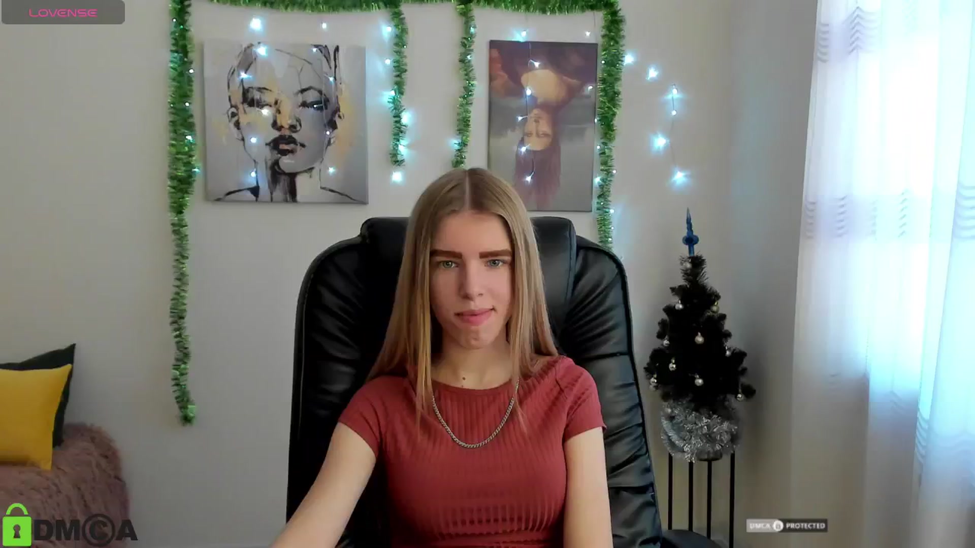 Gallery image thumbnail from Goldy_Emma's myfreecams stream on, 01/02/2025, 08:14 image 14 of 20