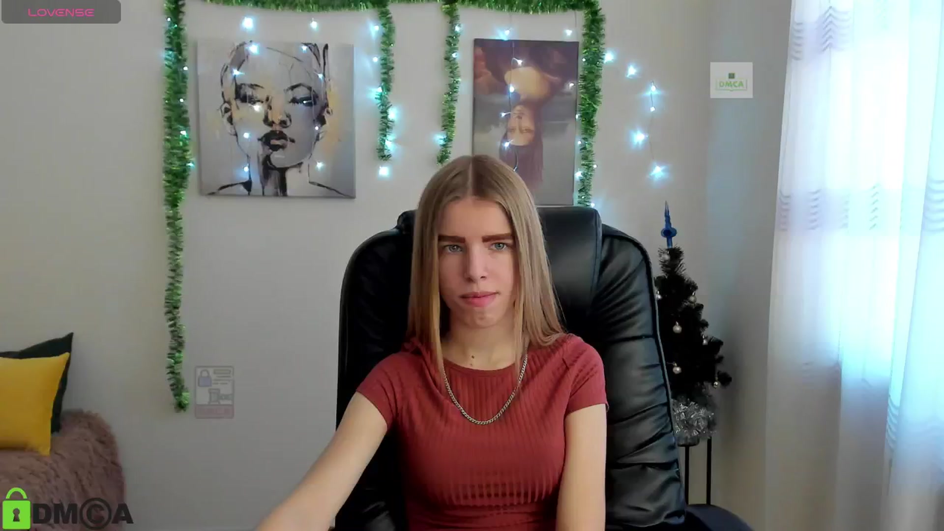 Gallery image thumbnail from Goldy_Emma's myfreecams stream on, 01/02/2025, 08:14 image 5 of 20