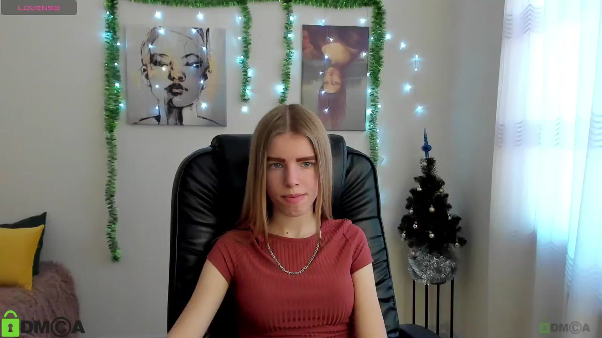Gallery image thumbnail from Goldy_Emma's myfreecams stream on, 01/02/2025, 08:14 image 18 of 20