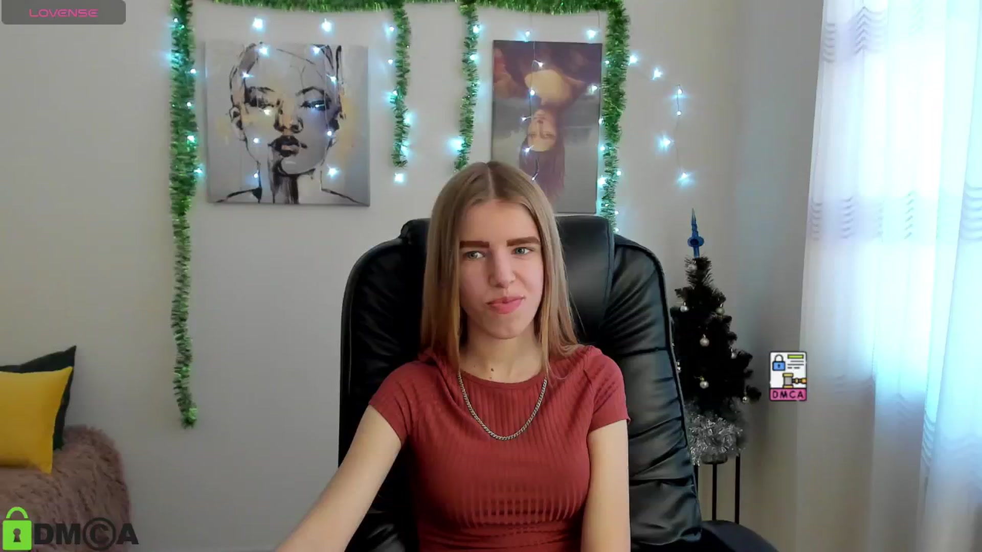 Gallery image thumbnail from Goldy_Emma's myfreecams stream on, 01/02/2025, 08:14 image 4 of 20