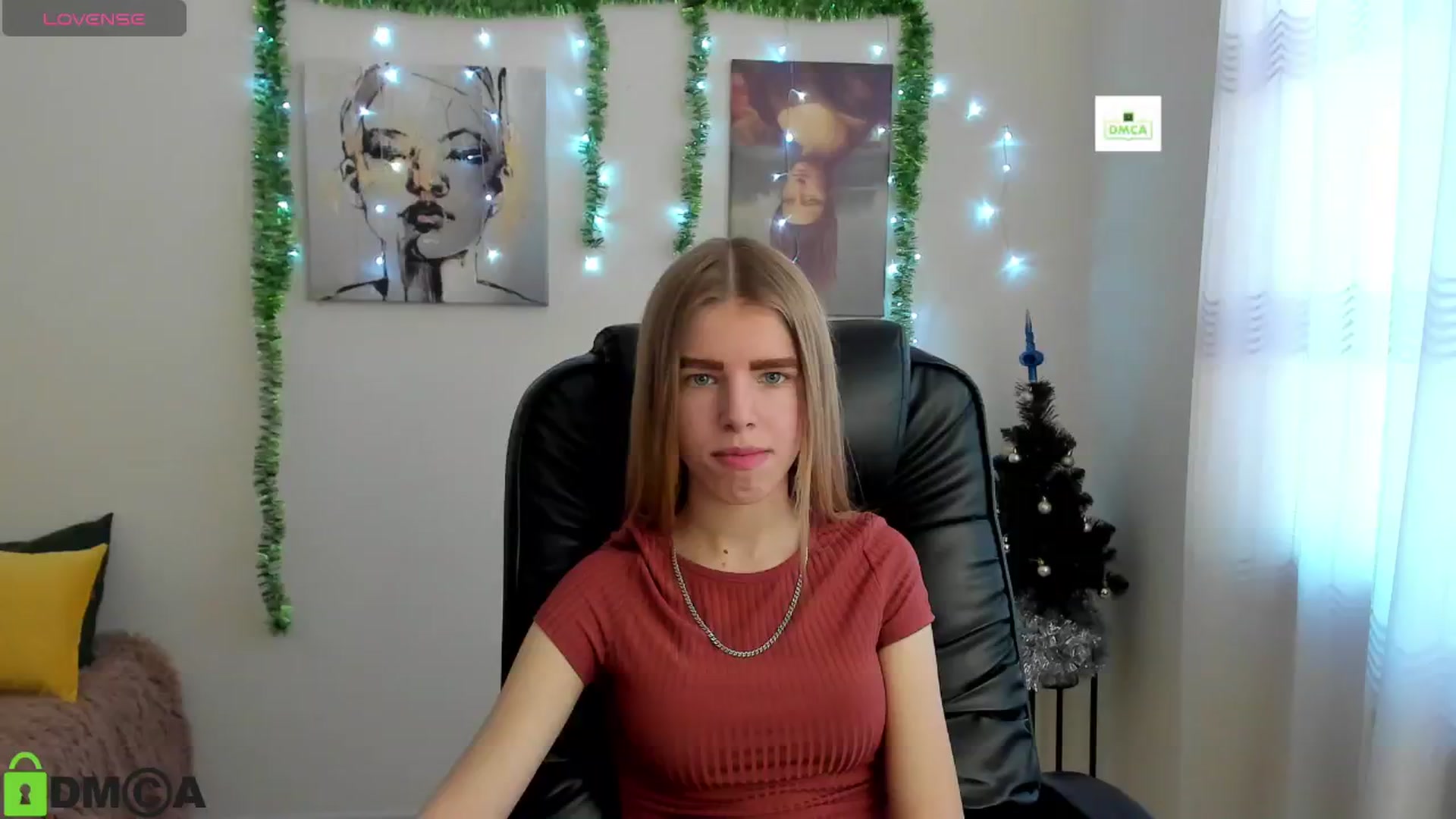 Gallery image thumbnail from Goldy_Emma's myfreecams stream on, 01/02/2025, 08:14 image 3 of 20