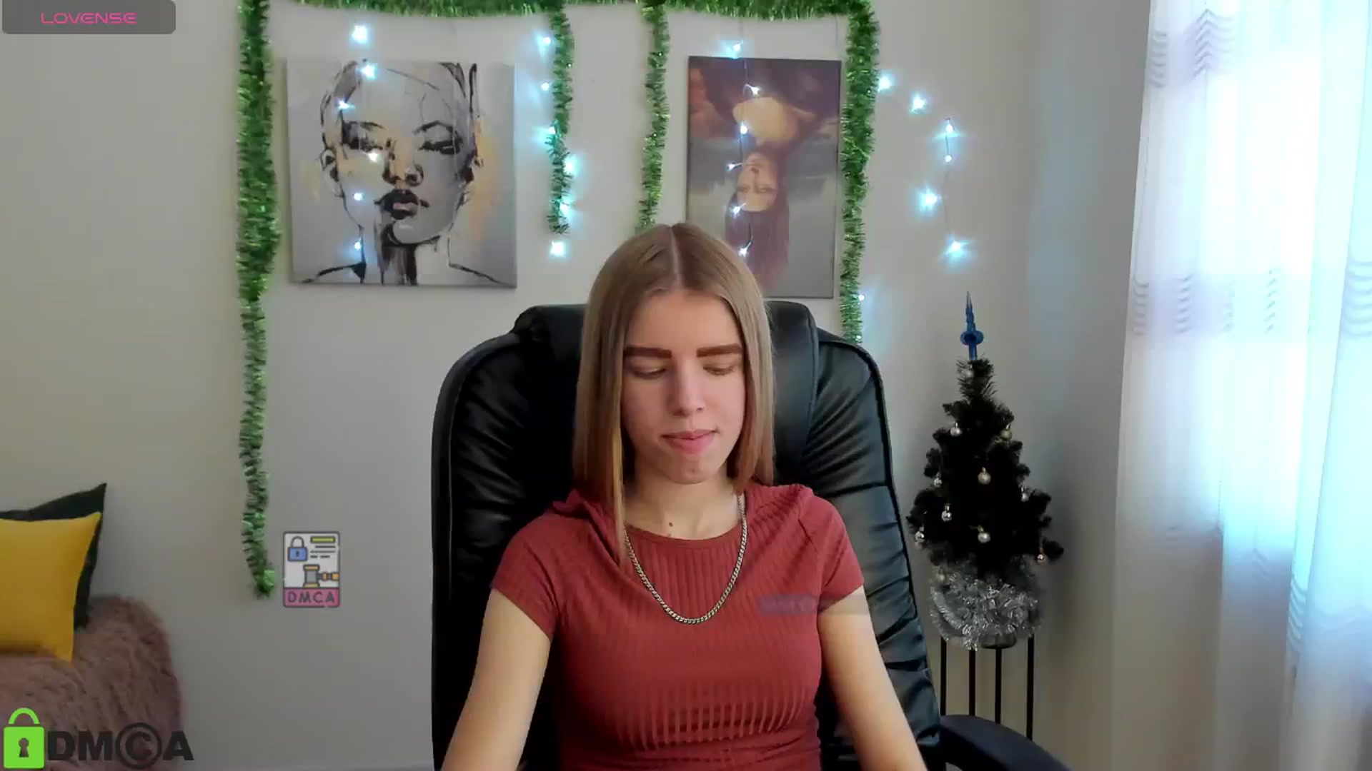 Gallery image thumbnail from Goldy_Emma's myfreecams stream on, 01/02/2025, 08:14 image 9 of 20