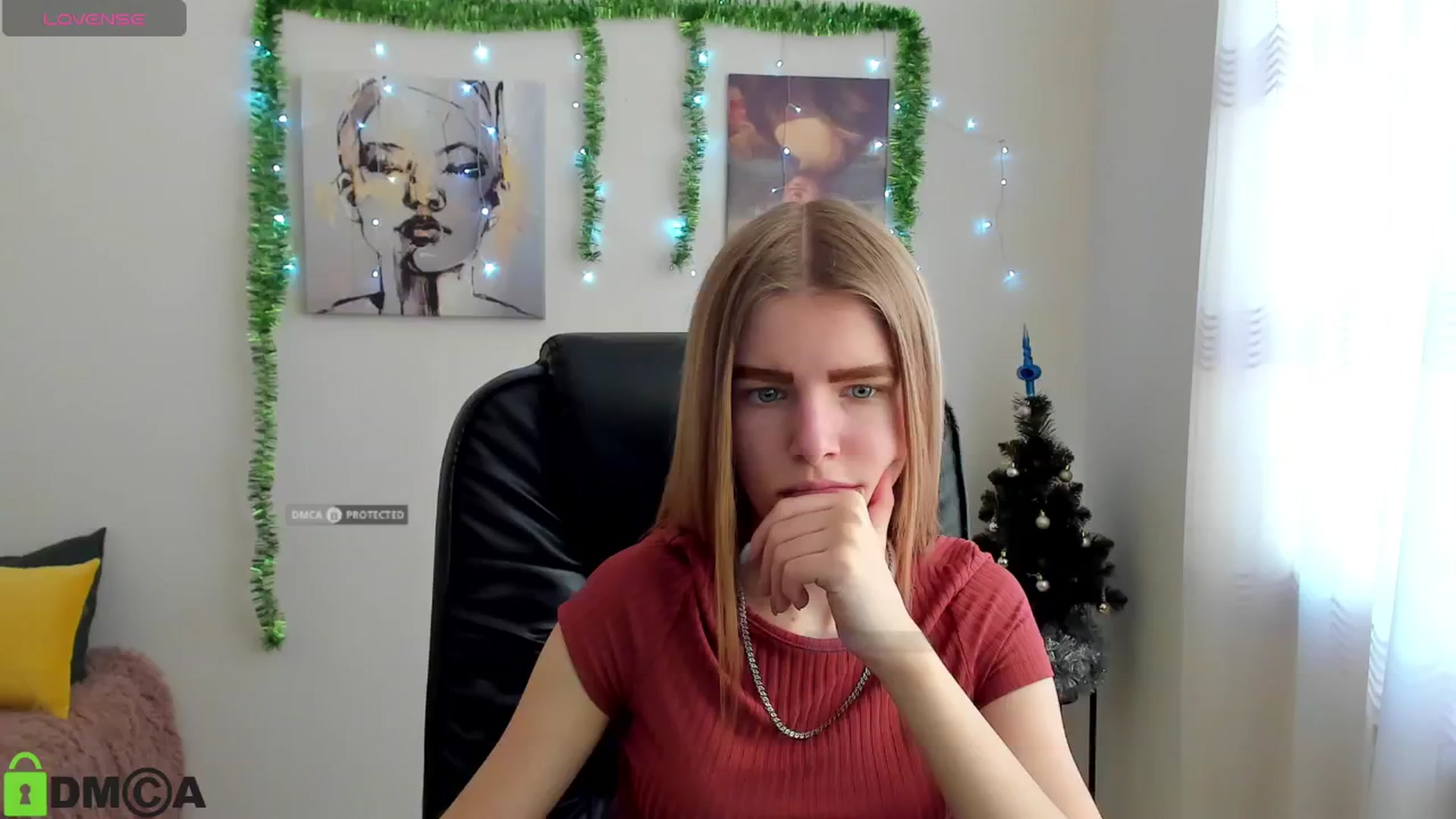 Gallery image thumbnail from Goldy_Emma's myfreecams stream on, 01/02/2025, 09:32 image 15 of 20