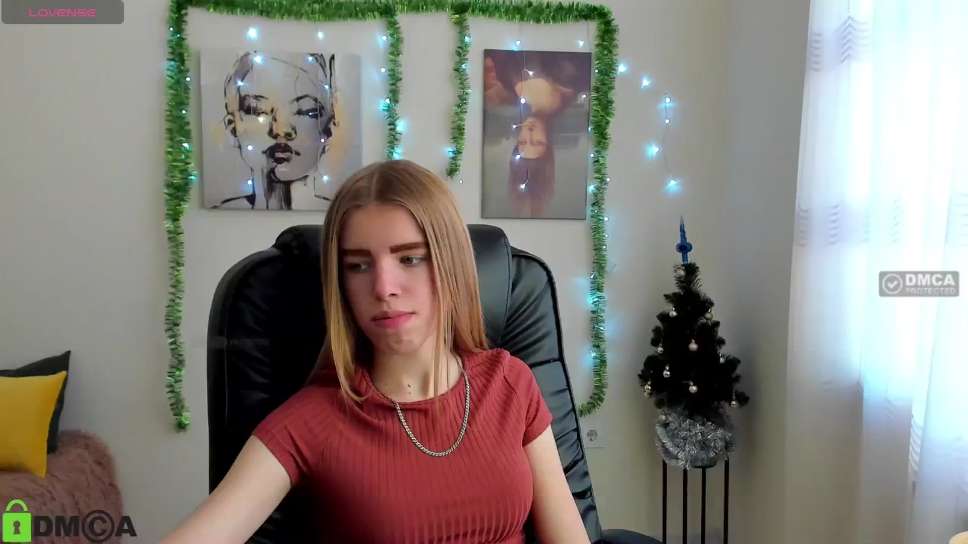Gallery image thumbnail from Goldy_Emma's myfreecams stream on, 01/02/2025, 09:32 image 3 of 20