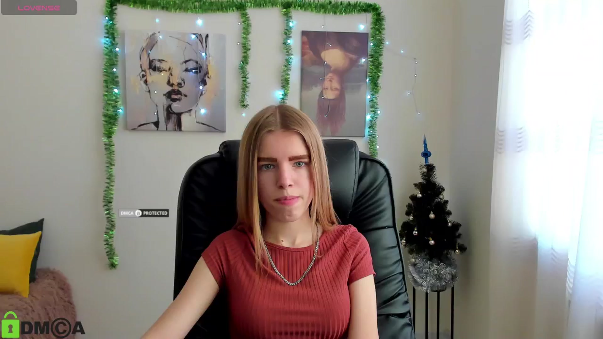 Gallery image thumbnail from Goldy_Emma's myfreecams stream on, 01/02/2025, 09:32 image 16 of 20