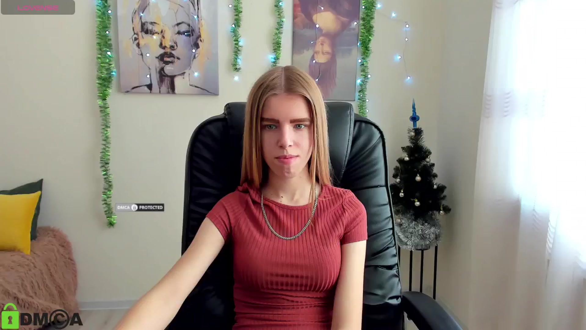 Gallery image thumbnail from Goldy_Emma's myfreecams stream on, 01/02/2025, 10:41 image 3 of 20