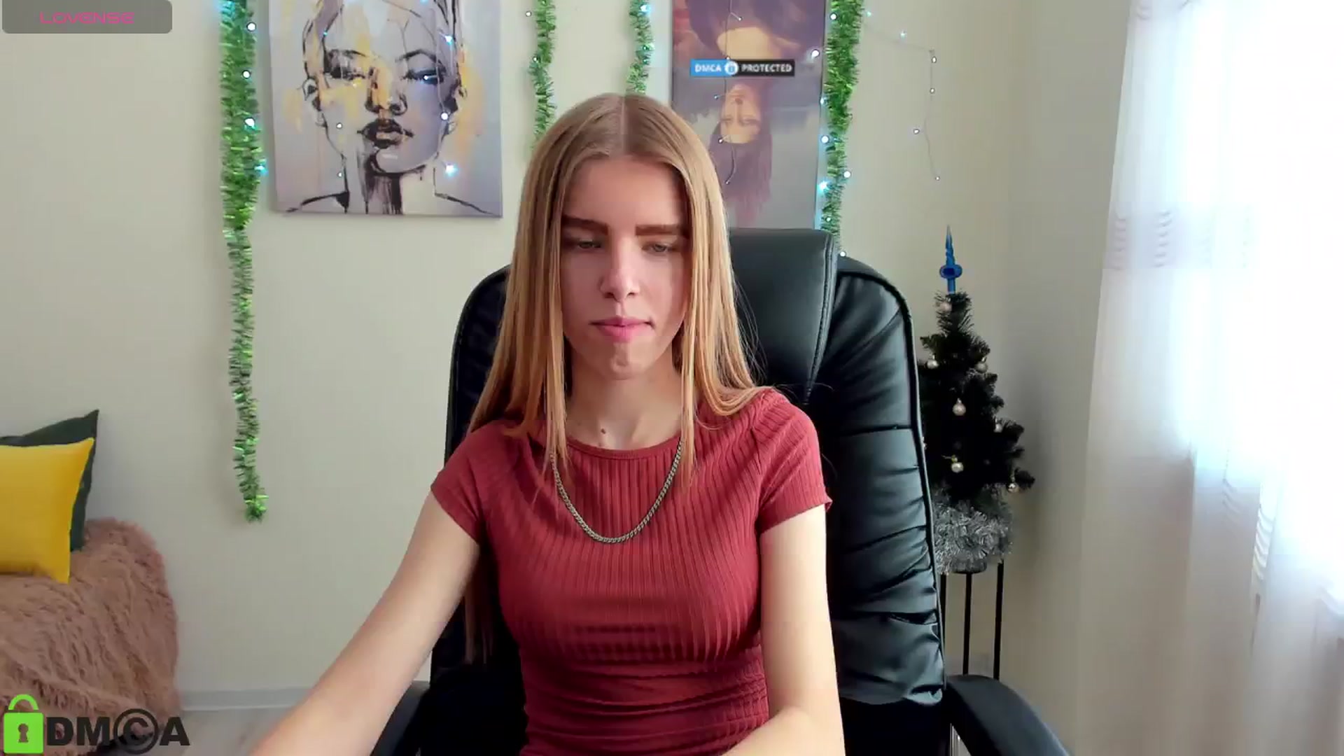 Gallery image thumbnail from Goldy_Emma's myfreecams stream on, 01/02/2025, 10:41 image 7 of 20