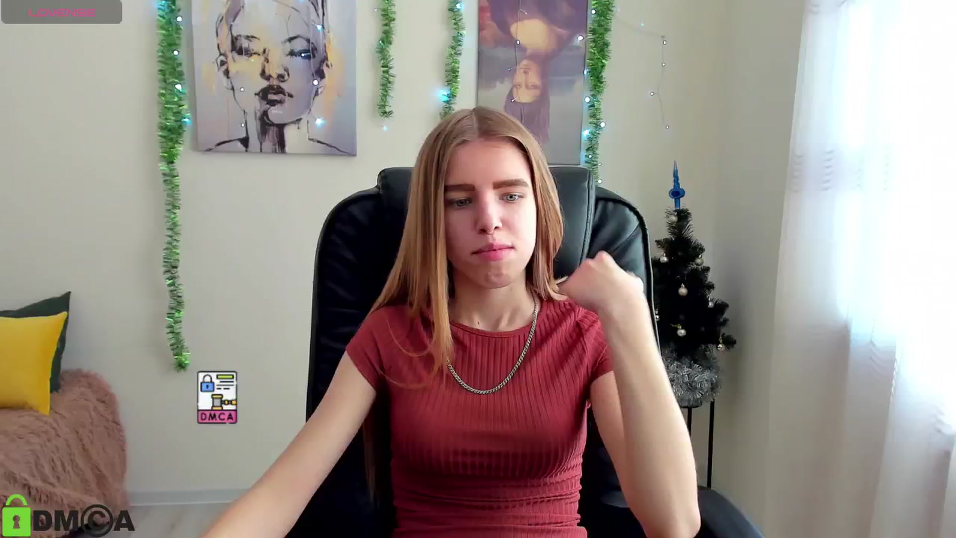 Gallery image thumbnail from Goldy_Emma's myfreecams stream on, 01/02/2025, 10:41 image 14 of 20