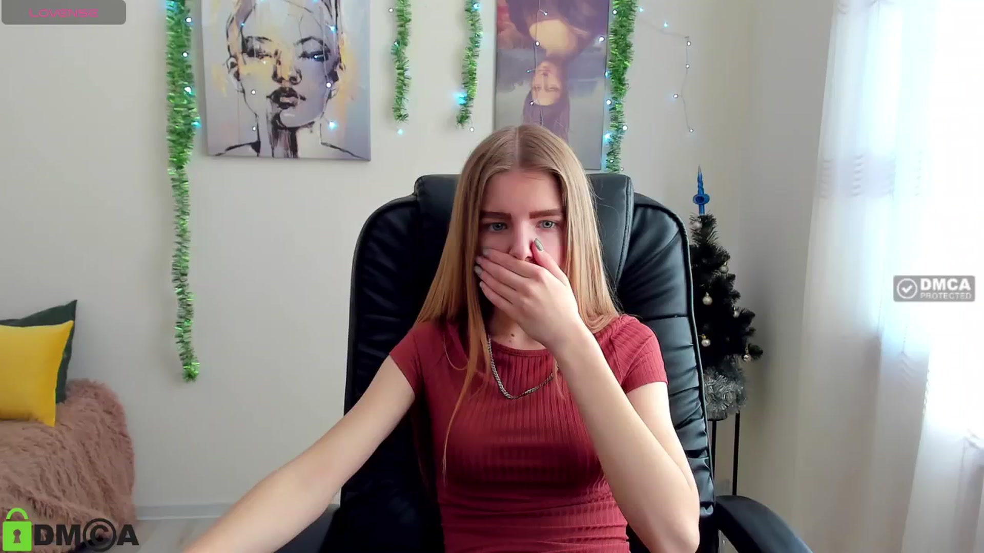 Gallery image thumbnail from Goldy_Emma's myfreecams stream on, 01/02/2025, 11:14 image 14 of 20