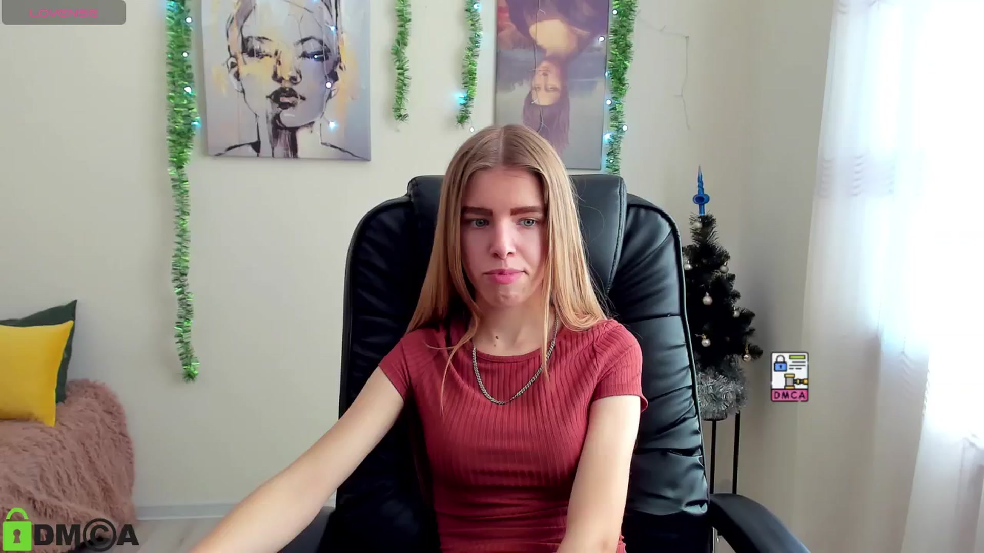 Gallery image thumbnail from Goldy_Emma's myfreecams stream on, 01/02/2025, 11:14 image 13 of 20