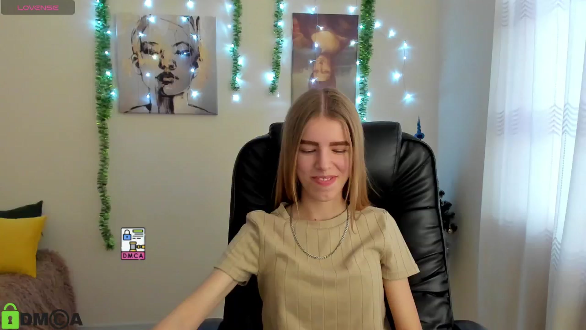 Gallery image thumbnail from Goldy_Emma's myfreecams stream on, 01/03/2025, 08:21 image 20 of 20