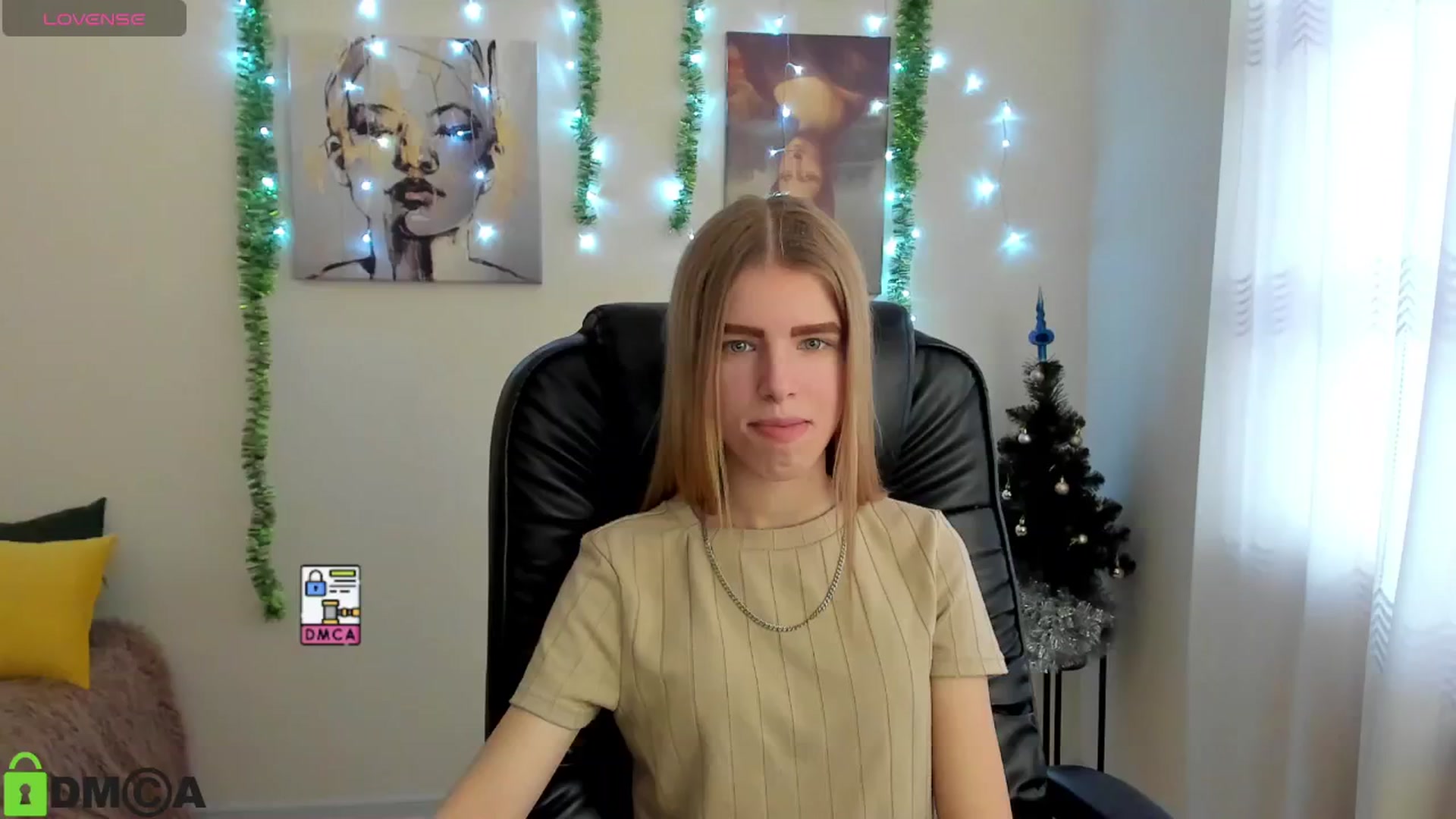 Gallery image thumbnail from Goldy_Emma's myfreecams stream on, 01/03/2025, 08:37 image 6 of 20