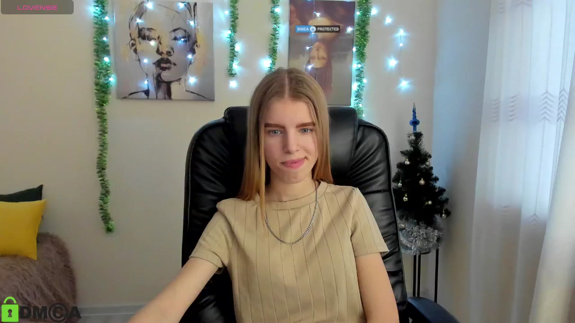 Gallery image thumbnail from Goldy_Emma's myfreecams stream on, 01/03/2025, 13:18 image 9 of 20