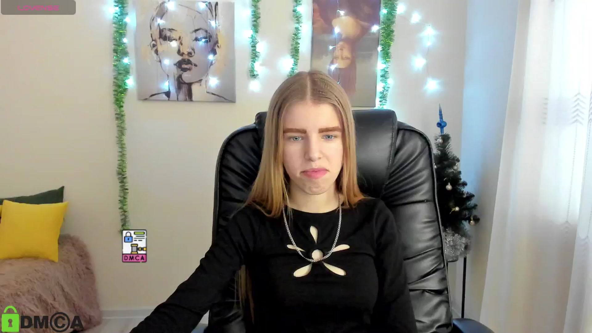 Gallery image thumbnail from Goldy_Emma's myfreecams stream on, 01/04/2025, 07:30 image 9 of 20