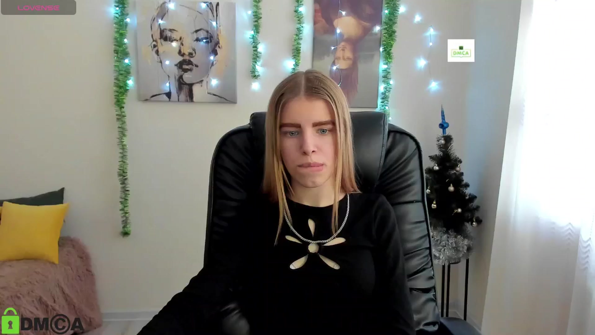 Gallery image thumbnail from Goldy_Emma's myfreecams stream on, 01/04/2025, 08:33 image 13 of 20
