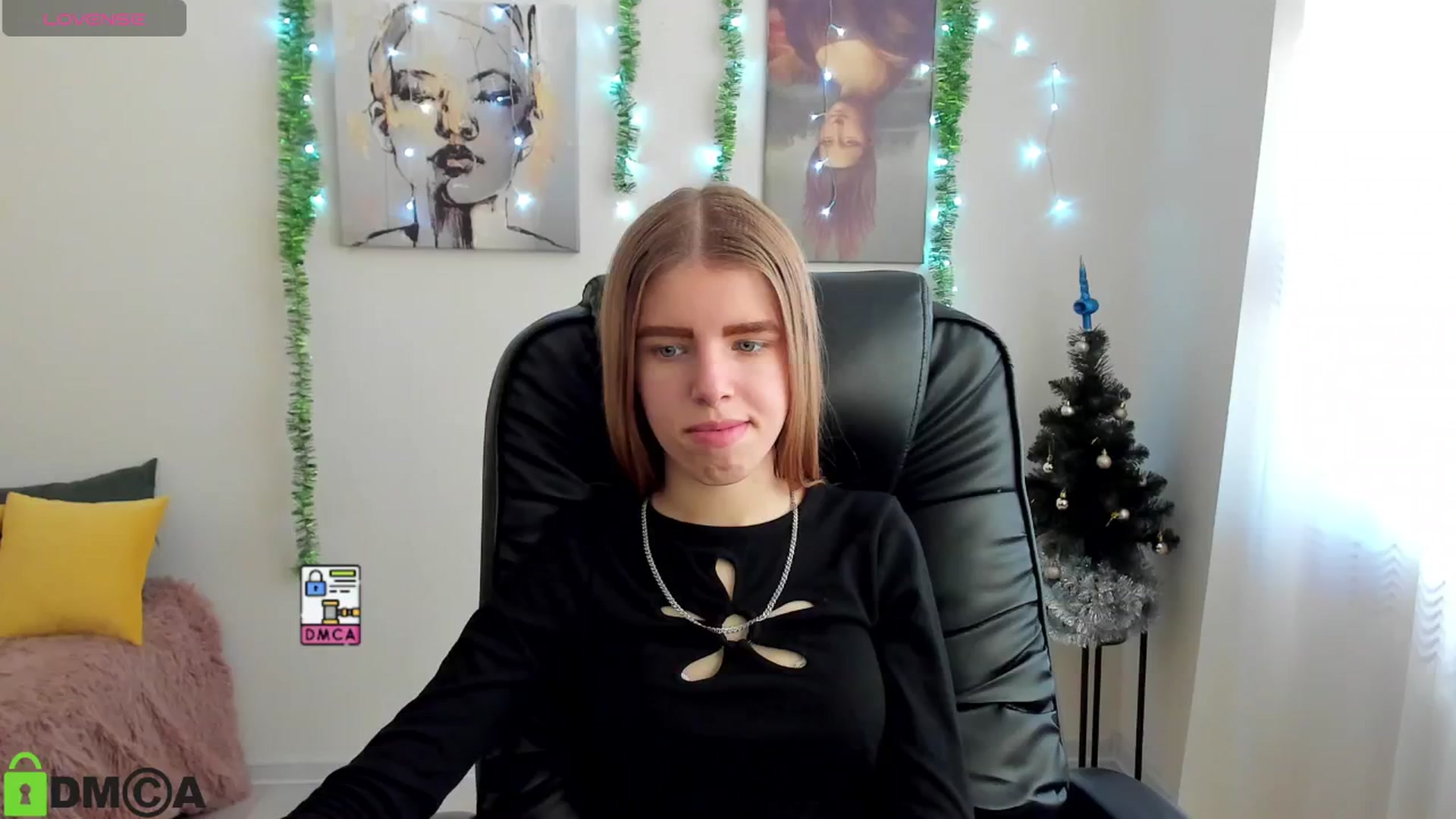 Gallery image thumbnail from Goldy_Emma's myfreecams stream on, 01/04/2025, 09:19 image 14 of 20