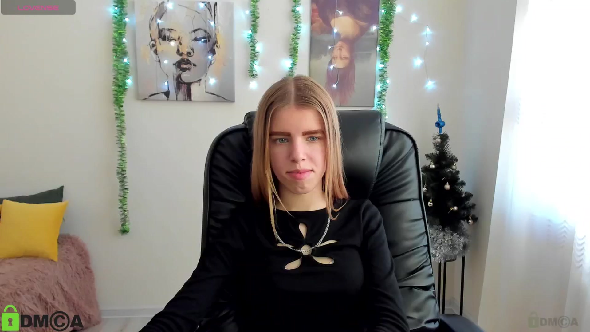 Gallery image thumbnail from Goldy_Emma's myfreecams stream on, 01/04/2025, 09:19 image 13 of 20