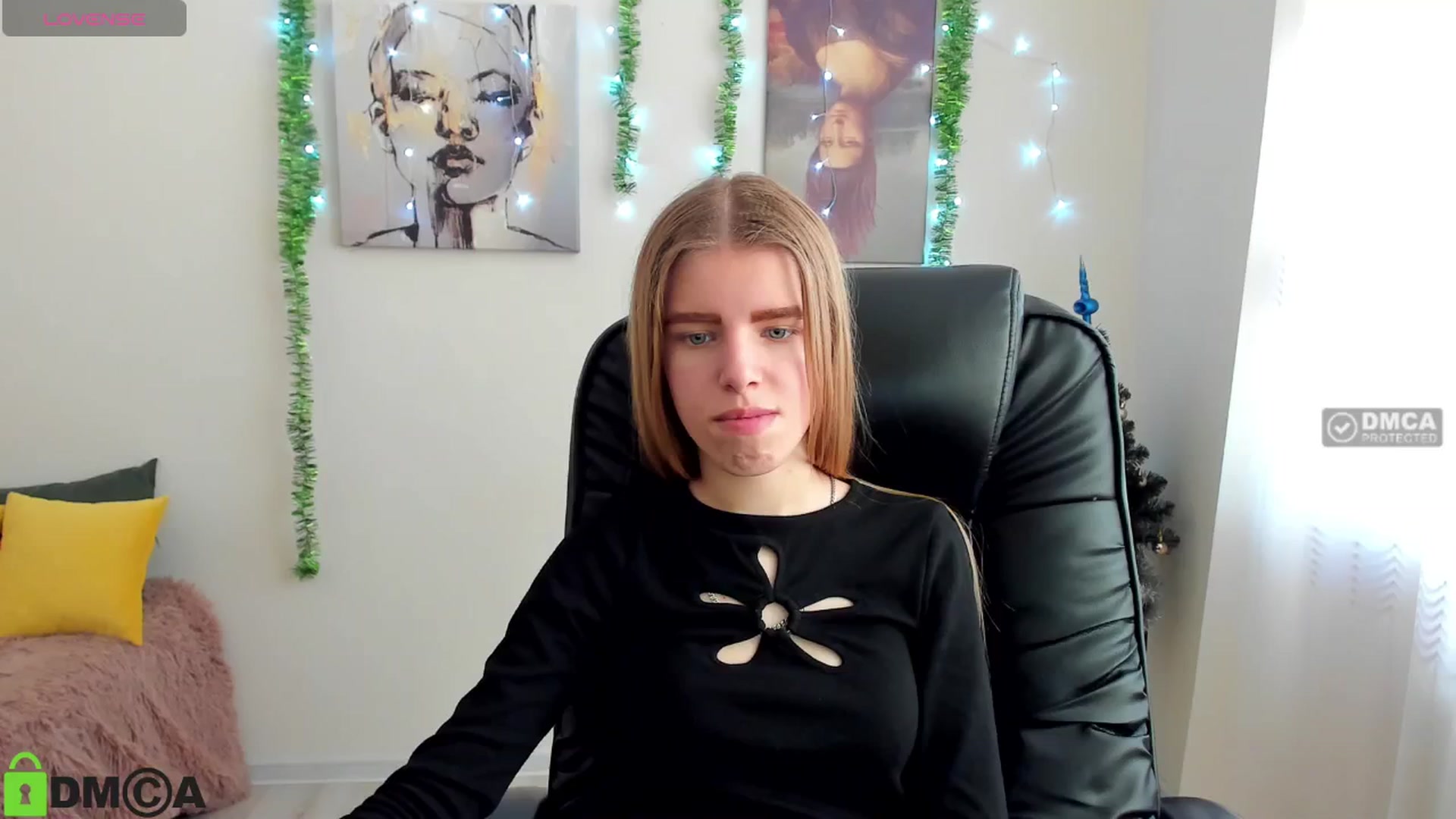 Gallery image thumbnail from Goldy_Emma's myfreecams stream on, 01/04/2025, 09:45 image 6 of 20