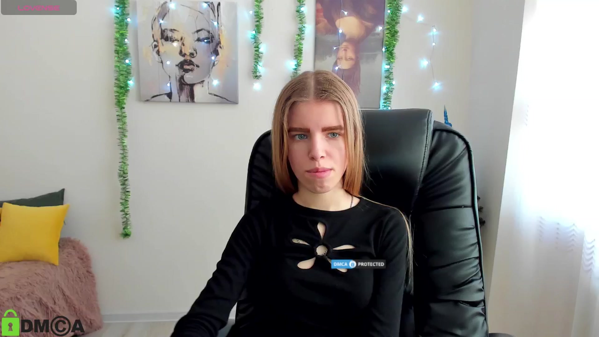 Gallery image thumbnail from Goldy_Emma's myfreecams stream on, 01/04/2025, 09:45 image 1 of 20