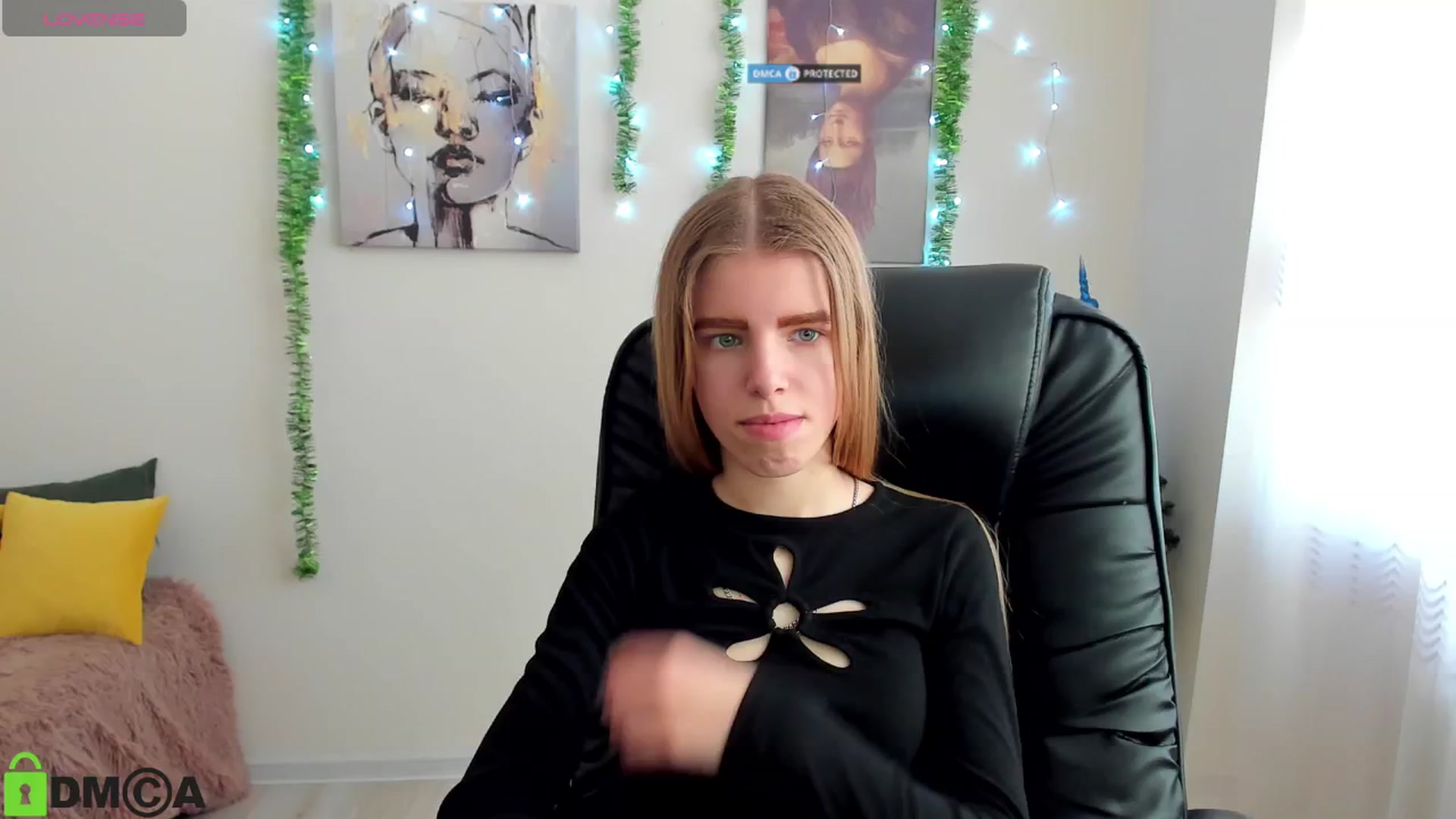 Gallery image thumbnail from Goldy_Emma's myfreecams stream on, 01/04/2025, 09:45 image 4 of 20